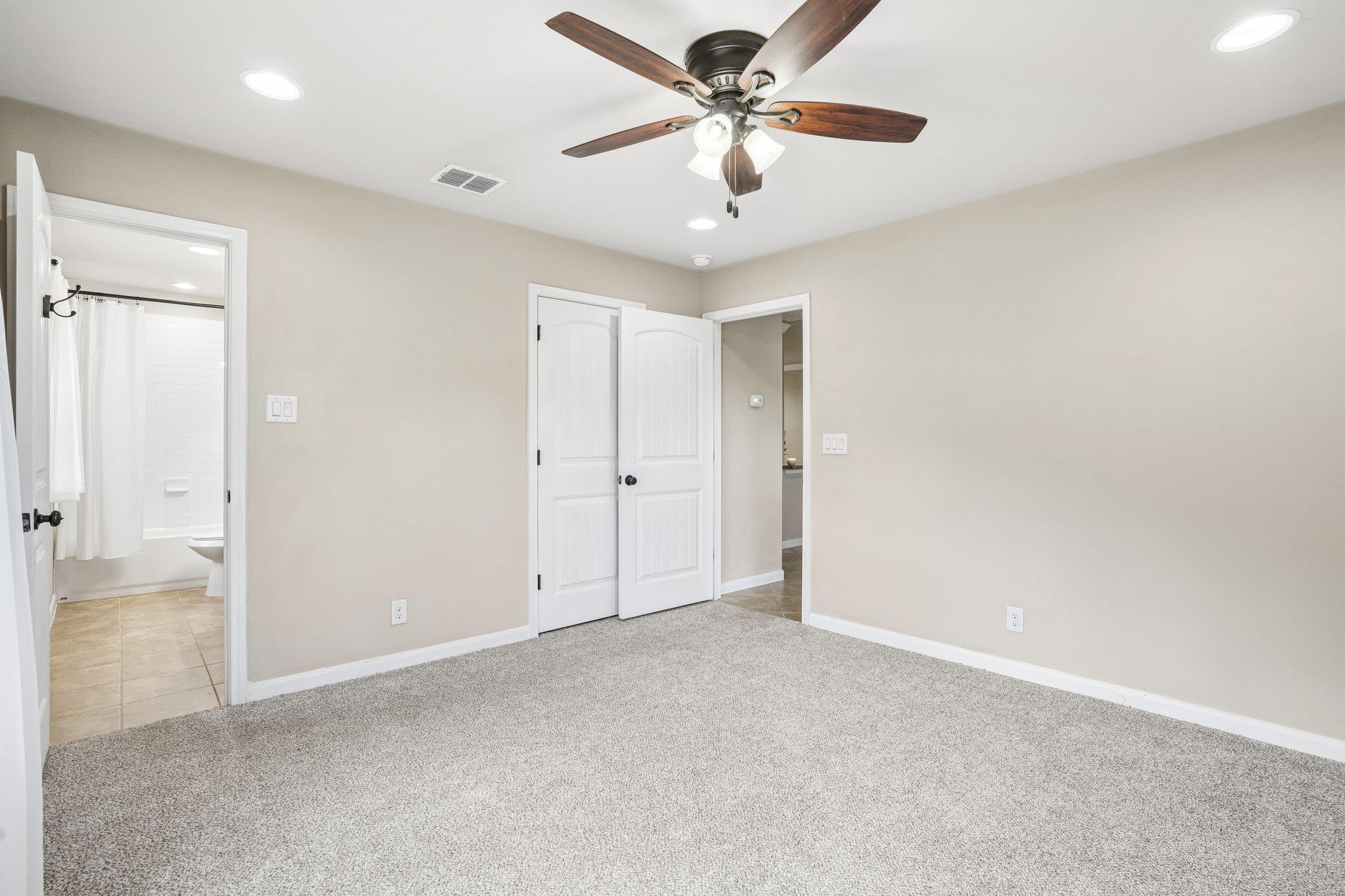 1427 Bonnyview Dr Property Photo 7