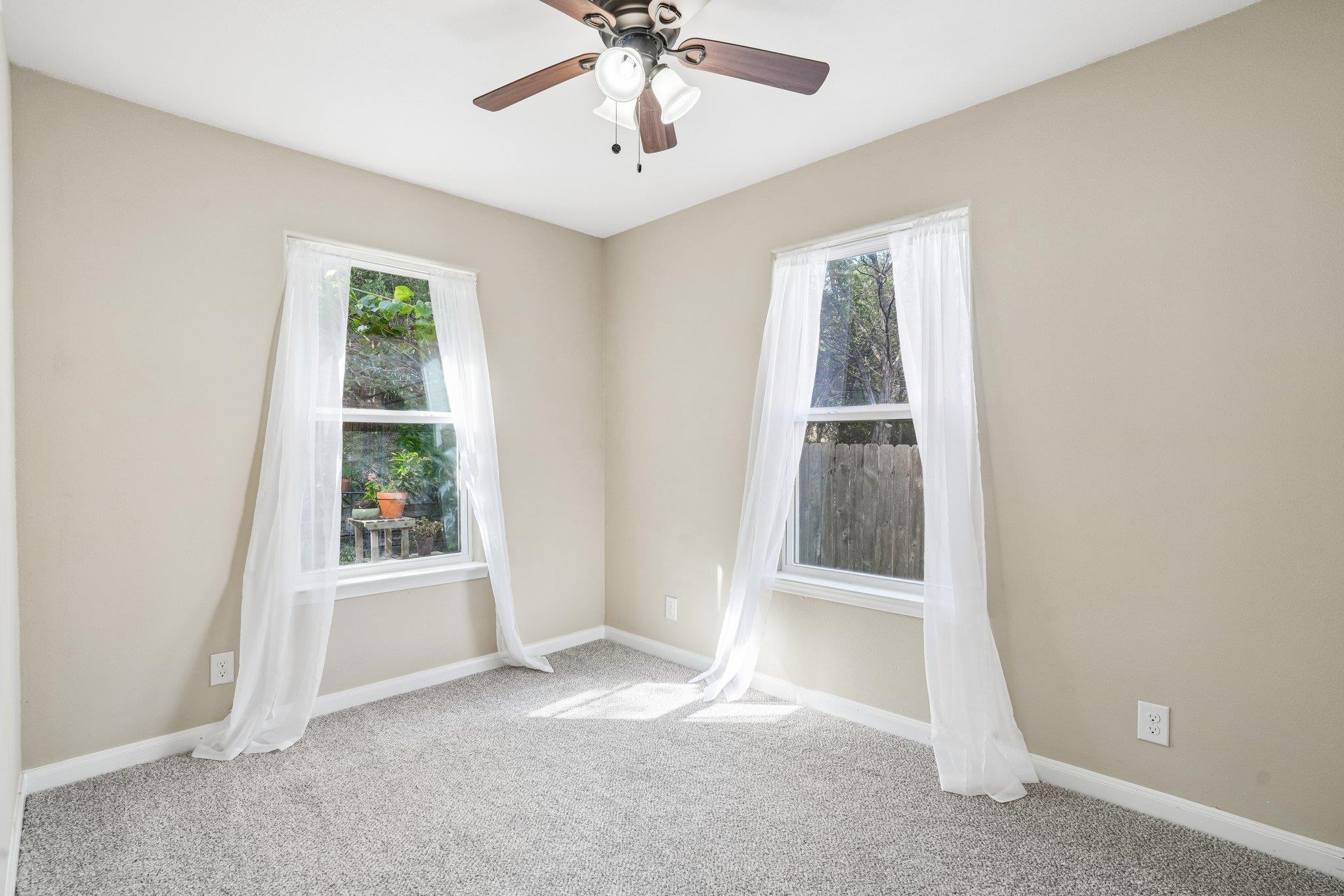 1427 Bonnyview Dr Property Photo 15