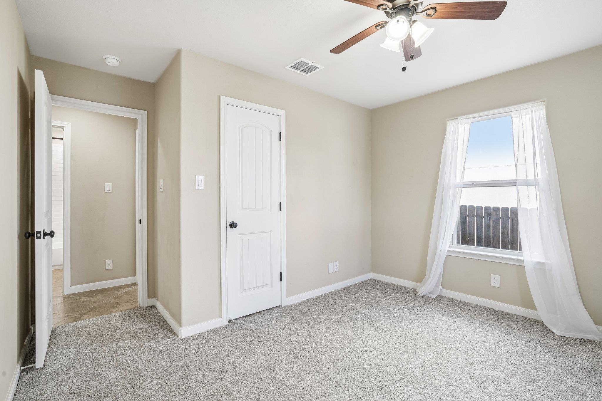 1427 Bonnyview Dr Property Photo 17