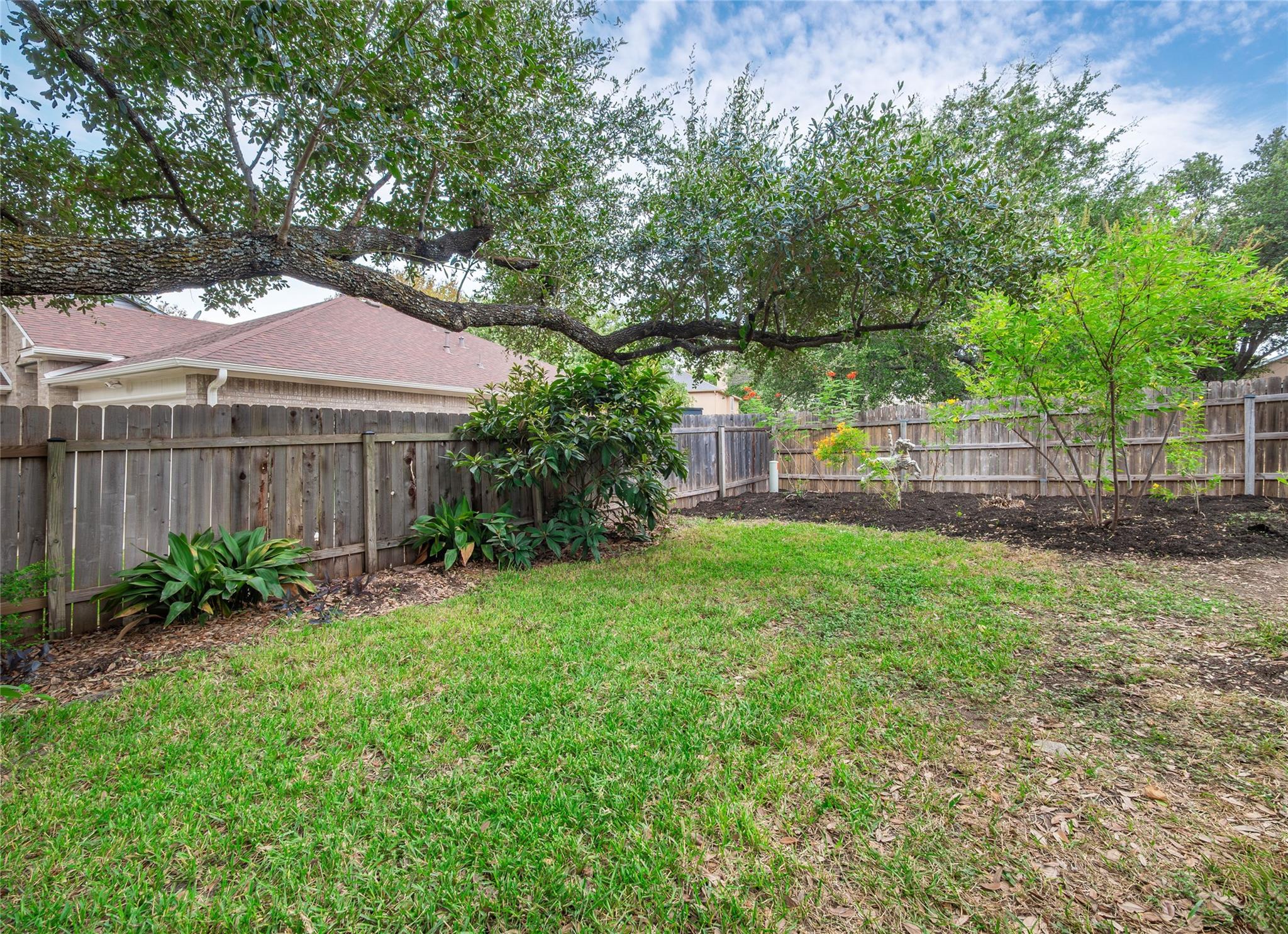 2510 Eastwood Ln Property Photo 30