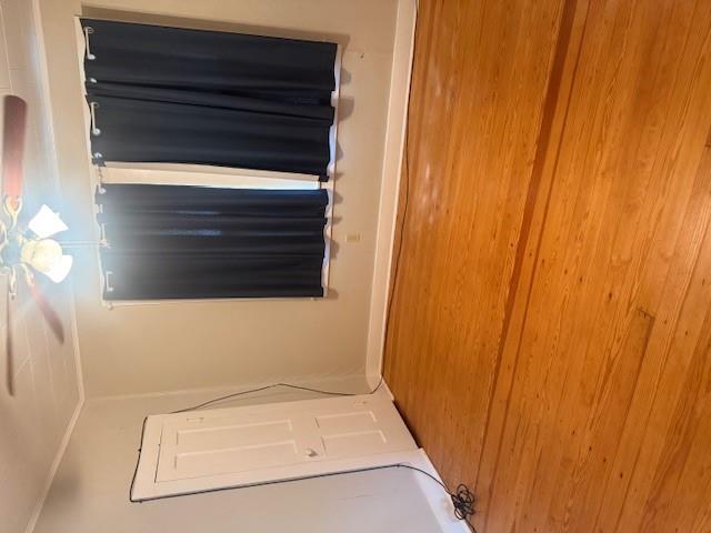 220 Main St Property Photo 7