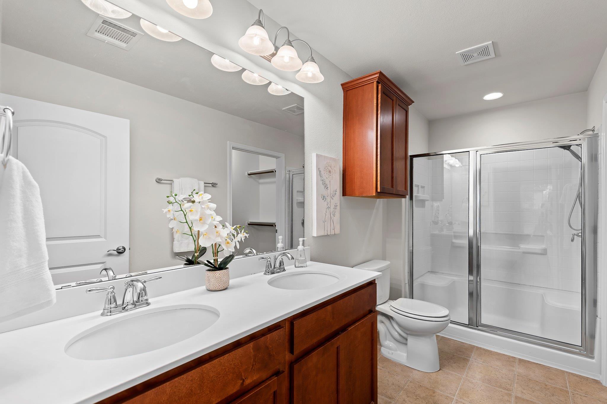 605 Chambers Creek Ct Property Photo 23
