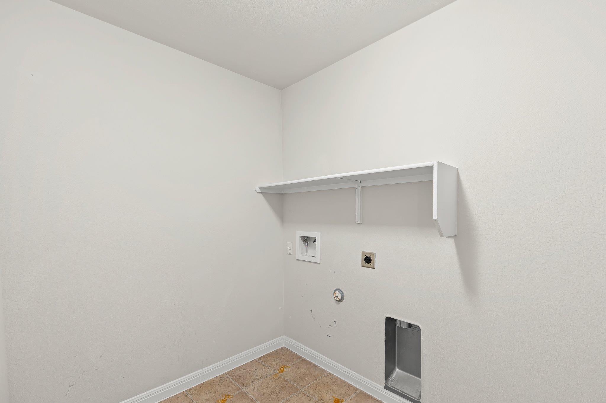 605 Chambers Creek Ct Property Photo 27