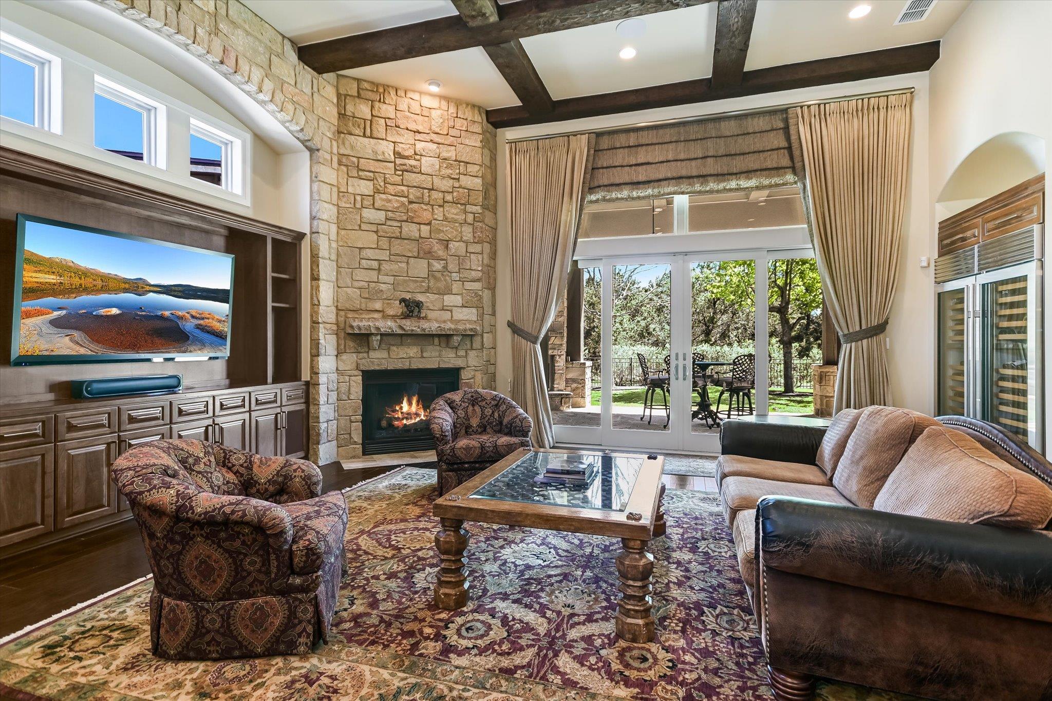 8225 Carranzo Dr Property Photo 6