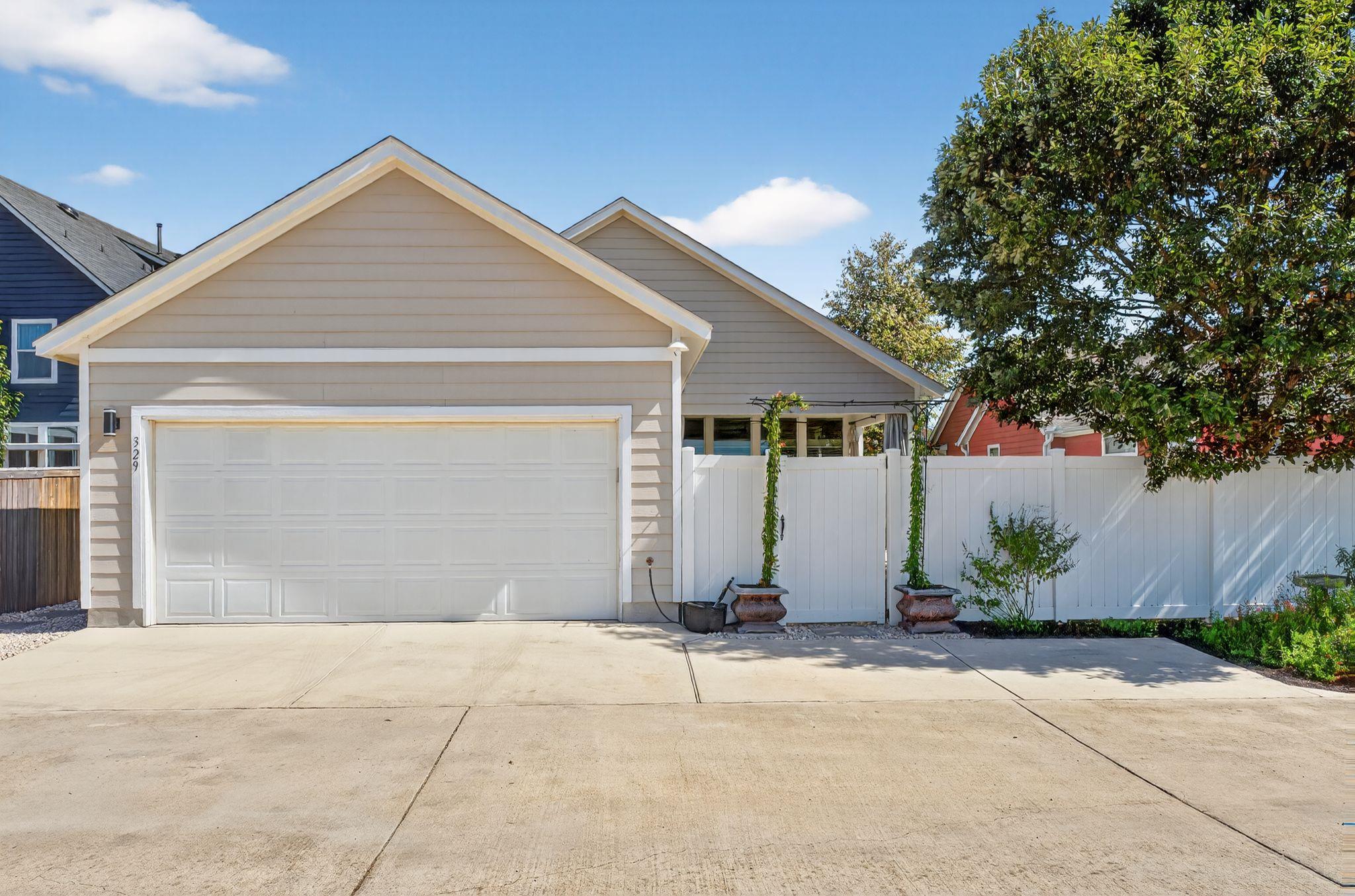 329 Newberry Trl Property Photo 32