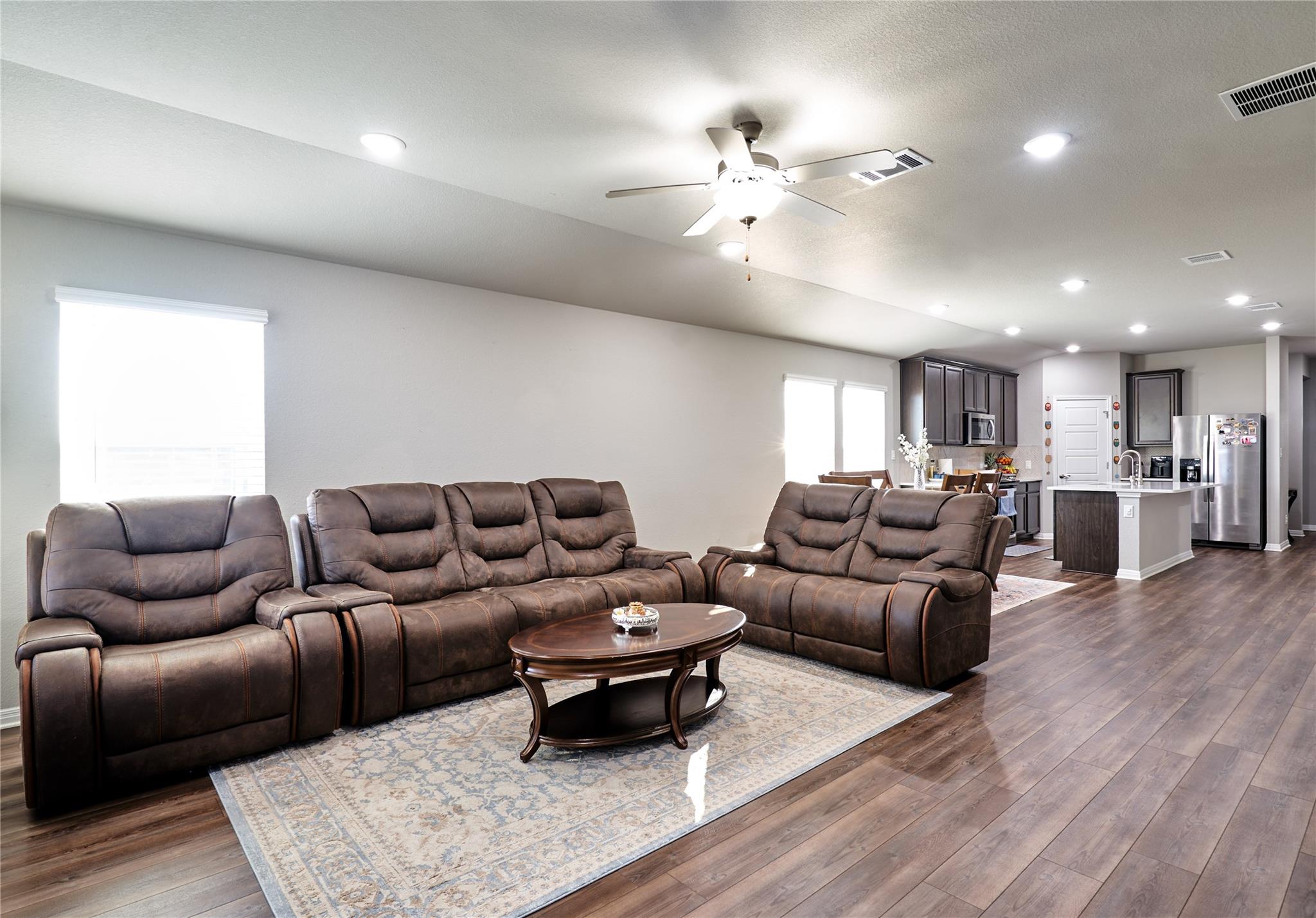 2945 Mill Run Bnd Property Photo 5