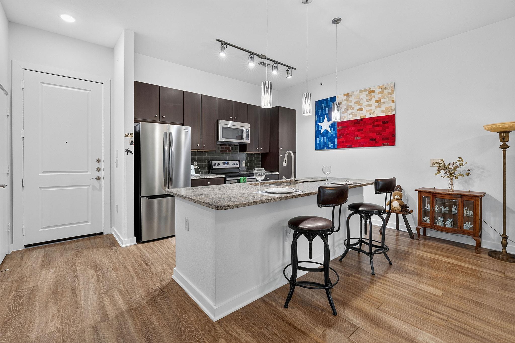 1900 Barton Springs Rd #2047 Property Photo 11