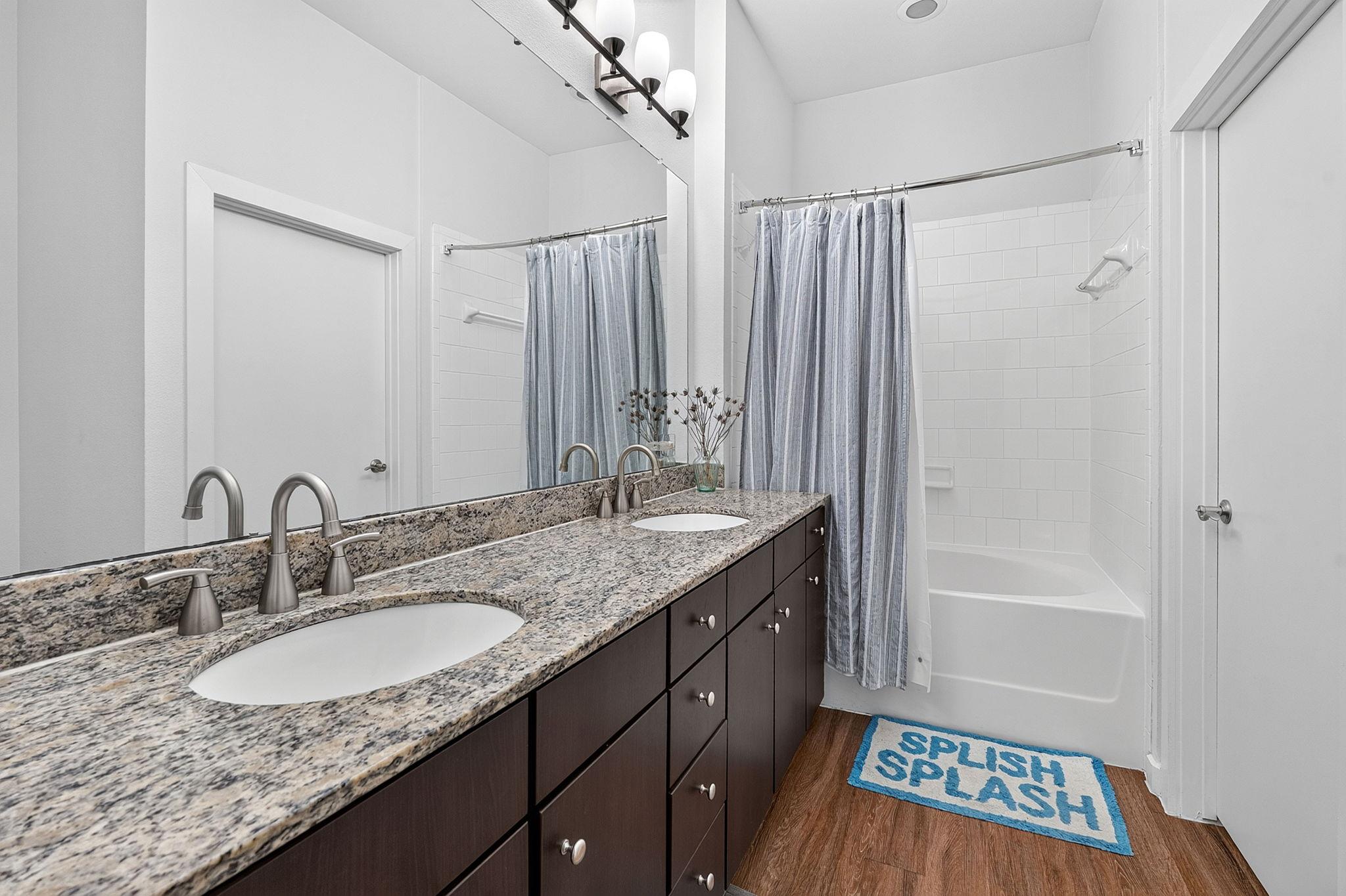 1900 Barton Springs Rd #2047 Property Photo 17
