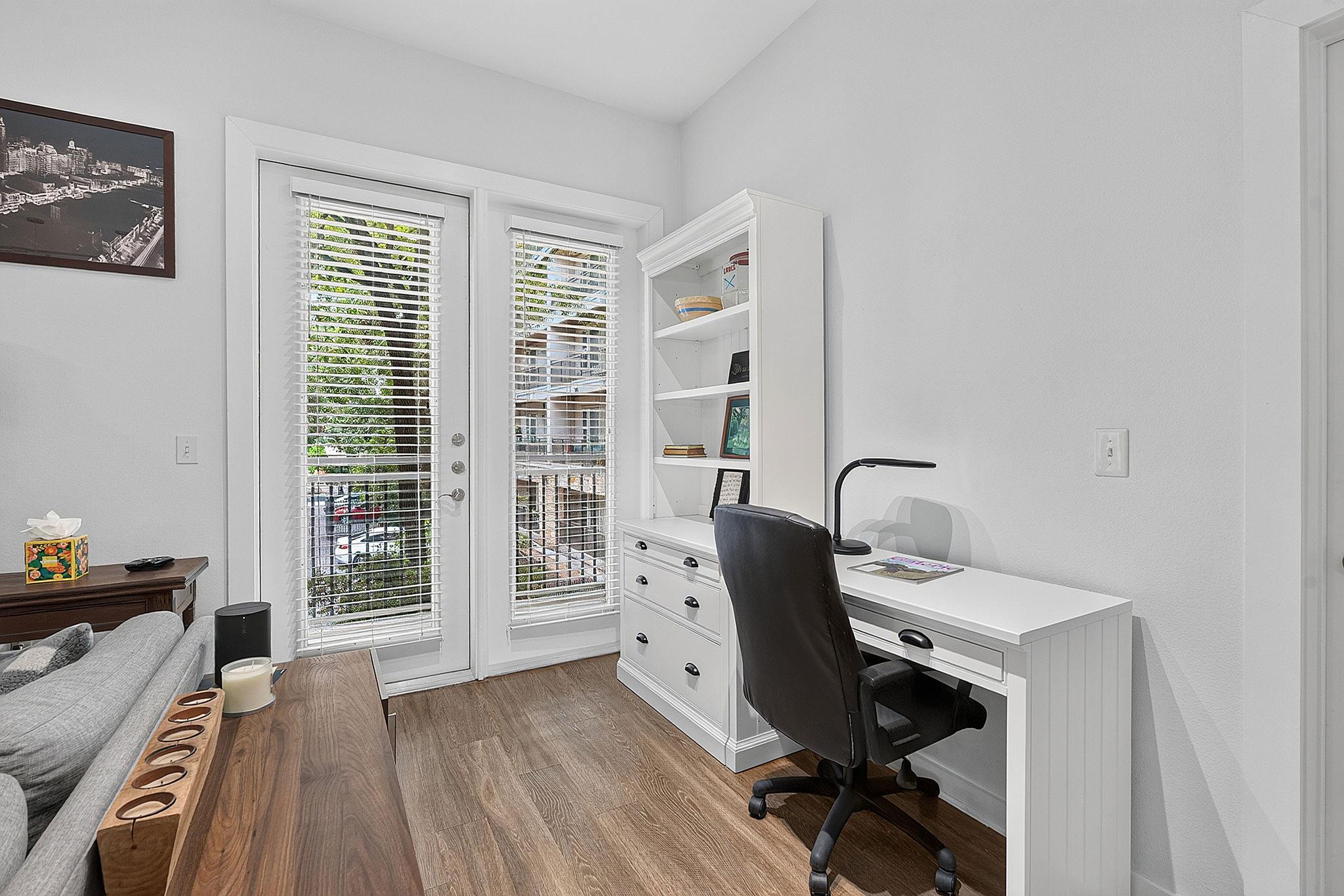 1900 Barton Springs Rd #2047 Property Photo 20