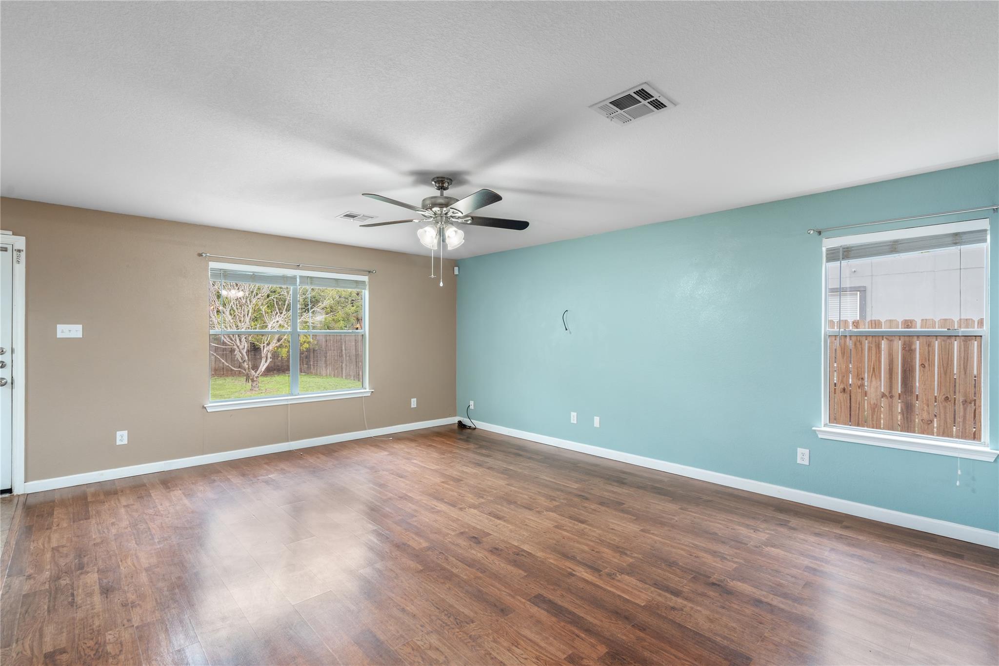 2609 Jason Dr Property Photo 4