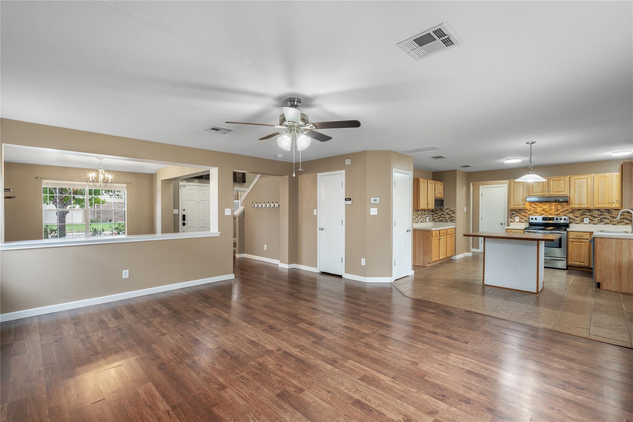 2609 Jason Dr Property Photo 5