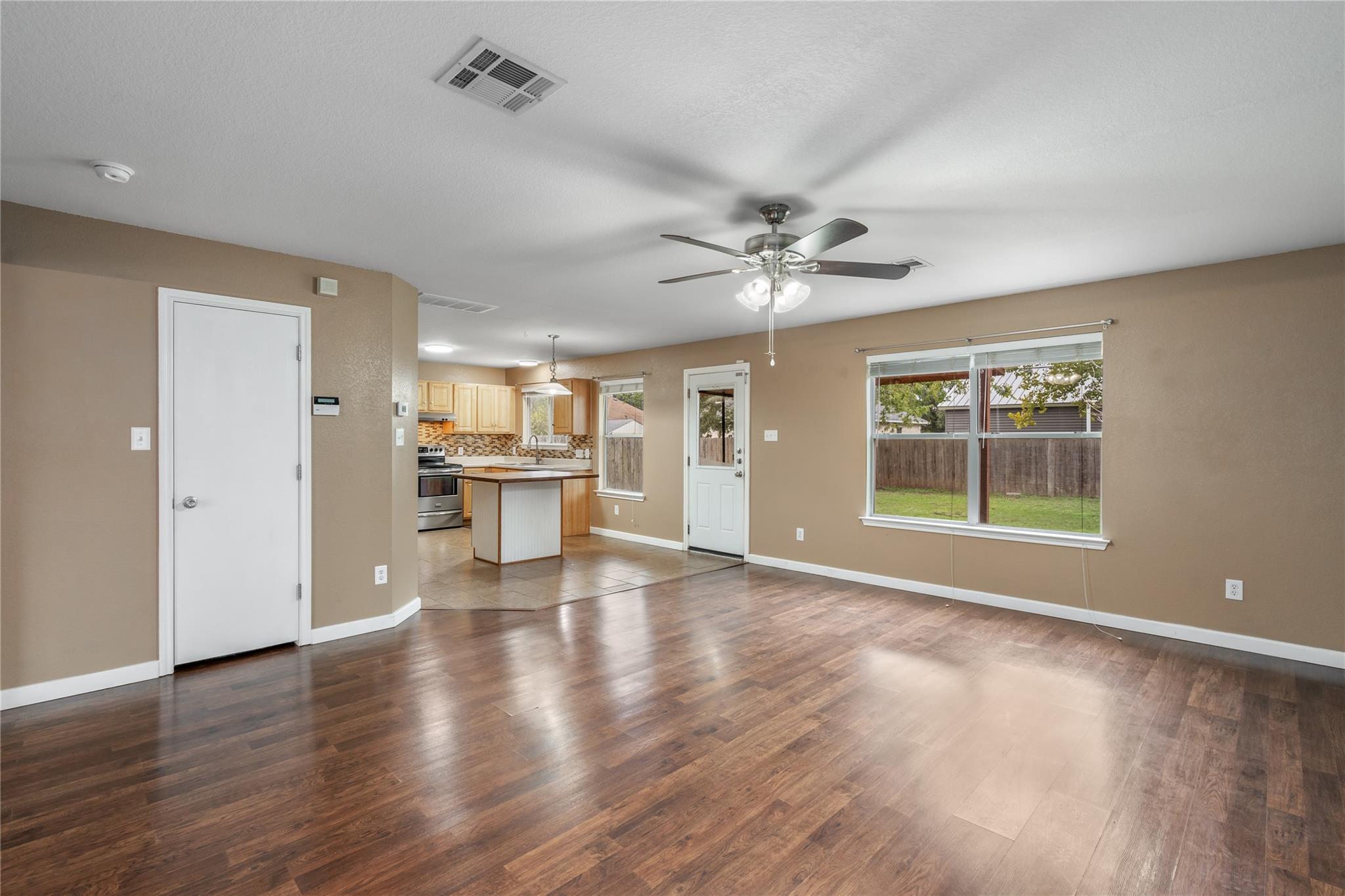 2609 Jason Dr Property Photo 6