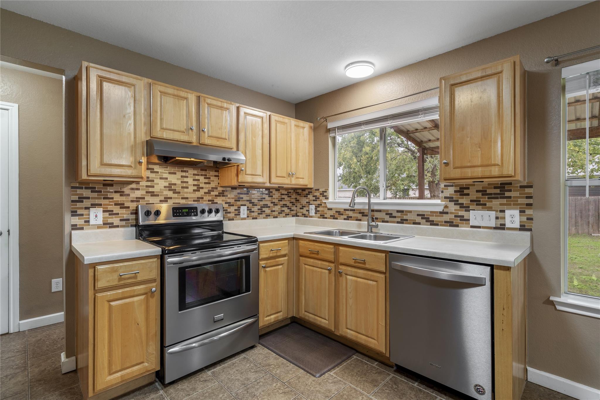 2609 Jason Dr Property Photo 8