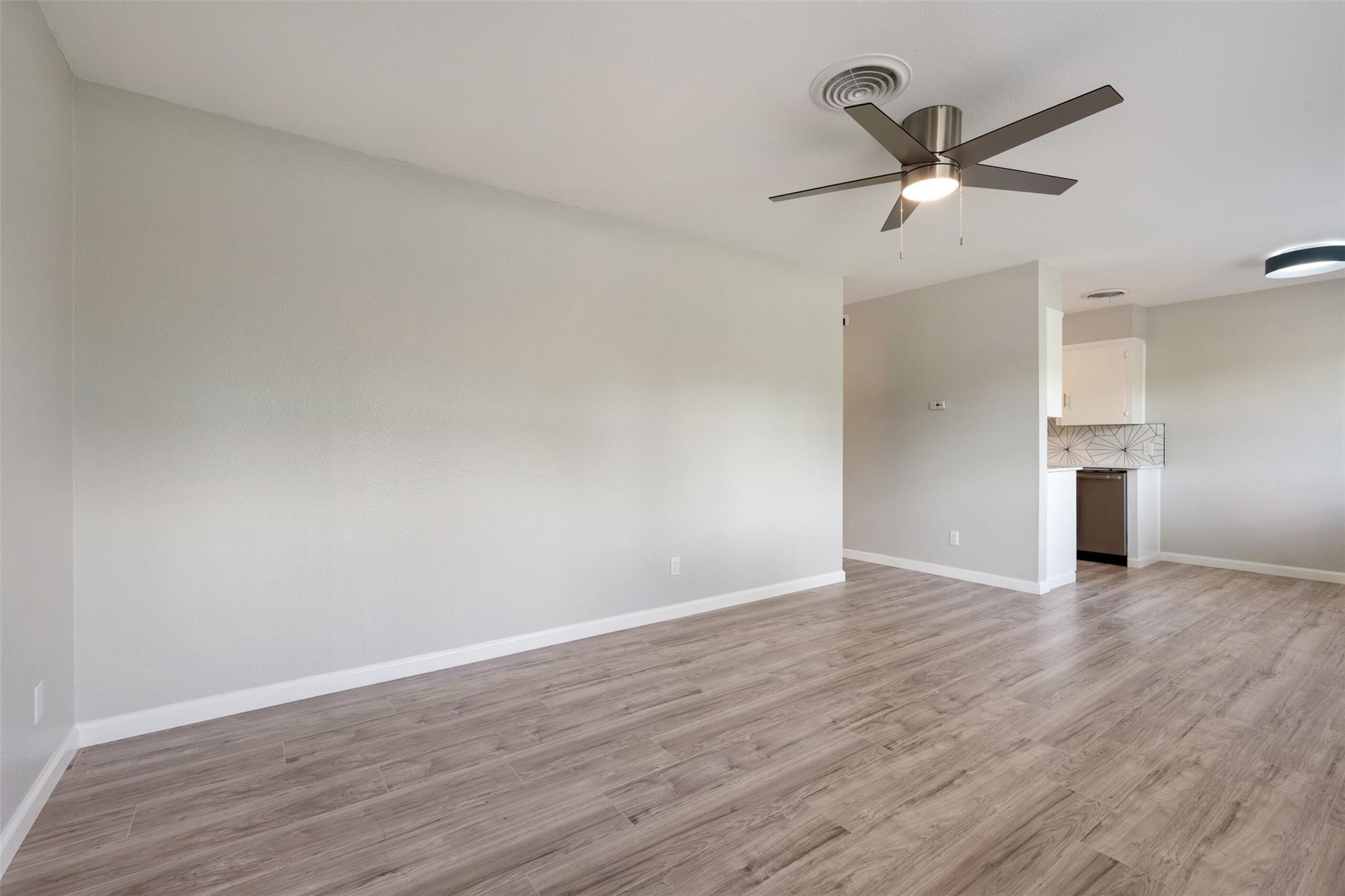 1513 Braes Ridge Dr #b Property Photo 6