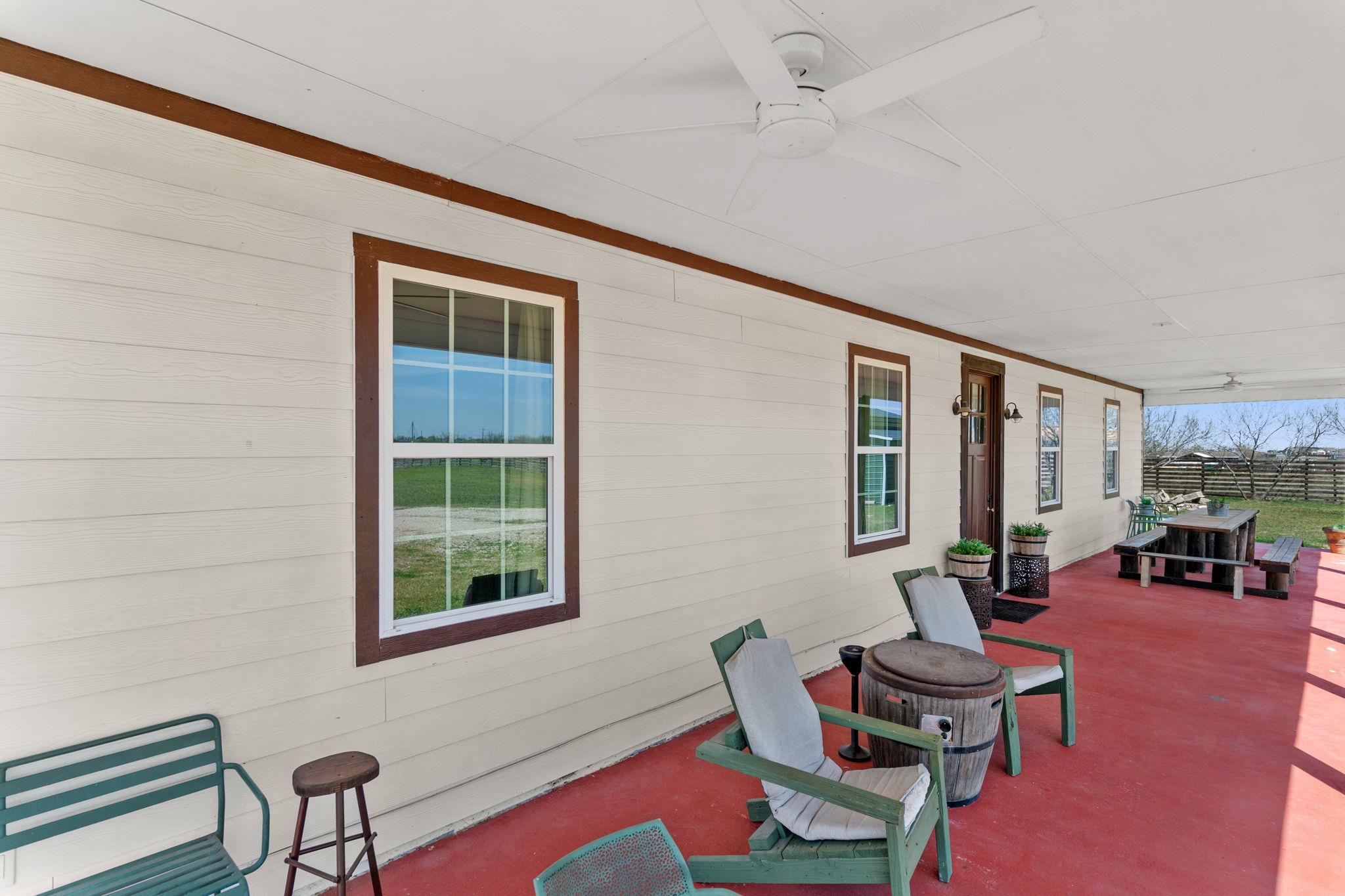 8034207 Property Photo 2