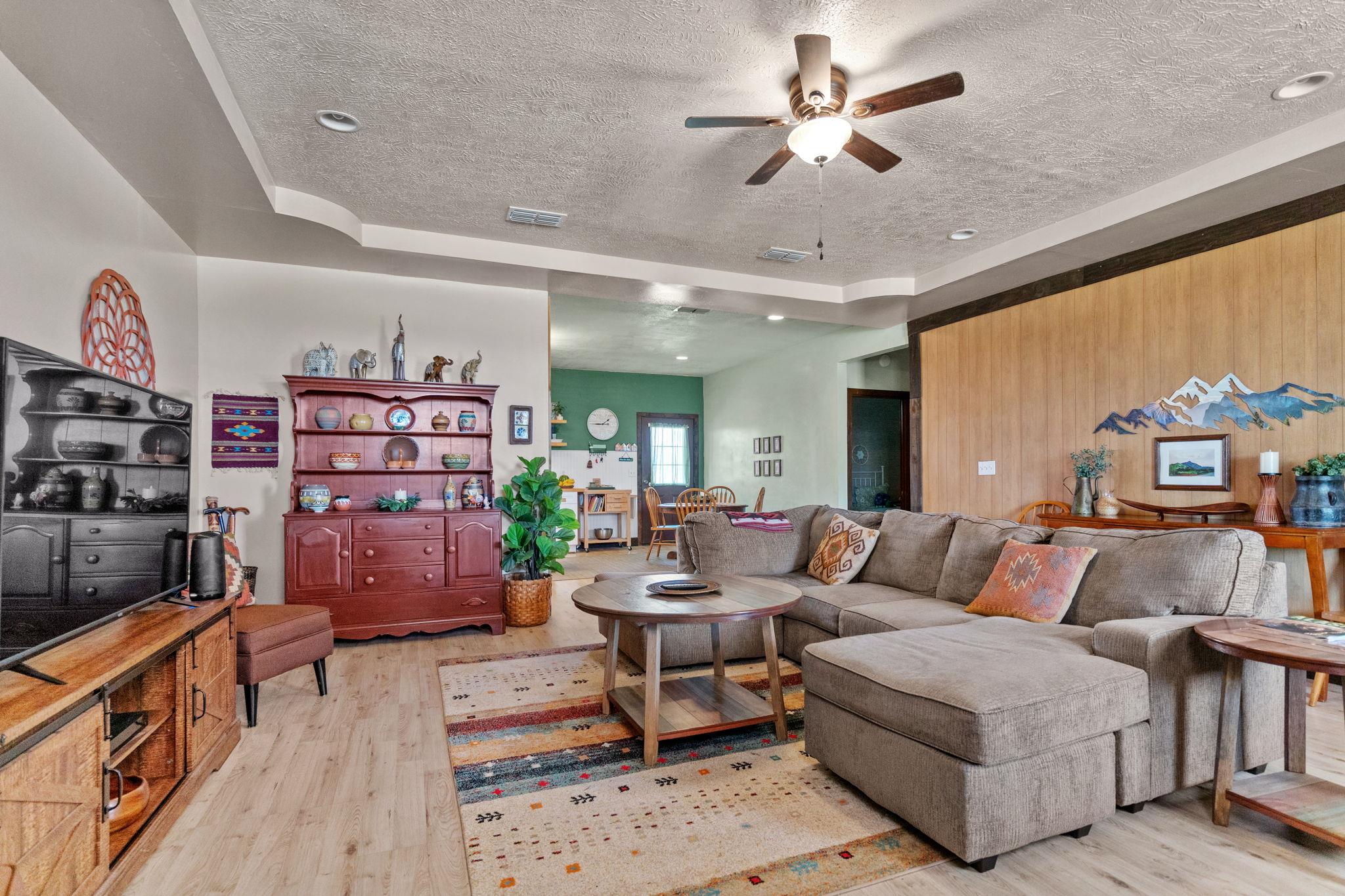 8034207 Property Photo 9