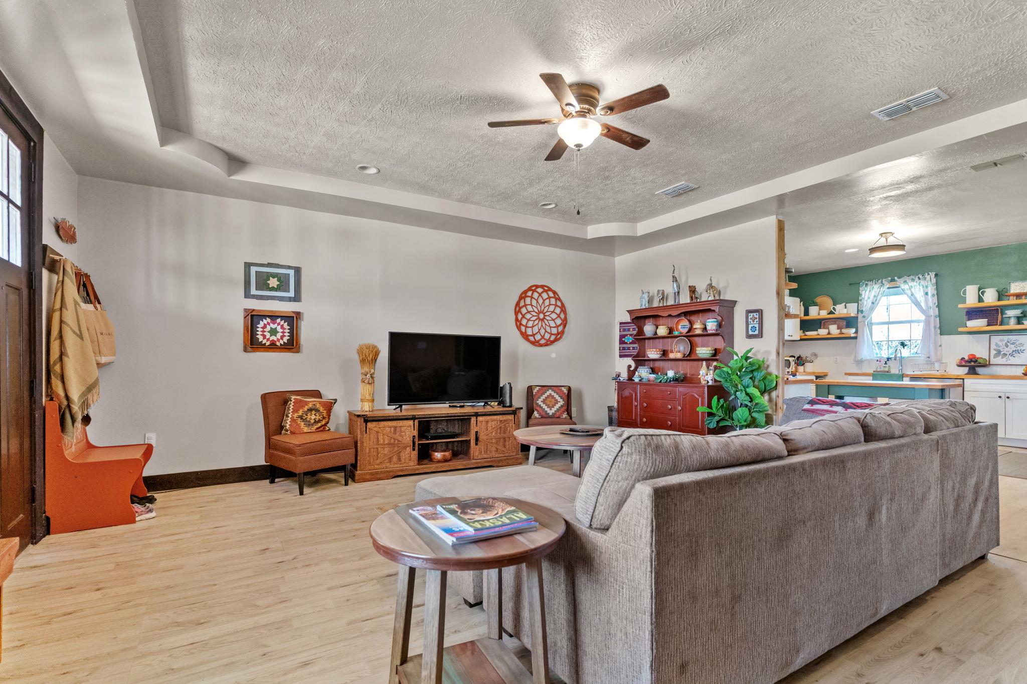 8034207 Property Photo 10