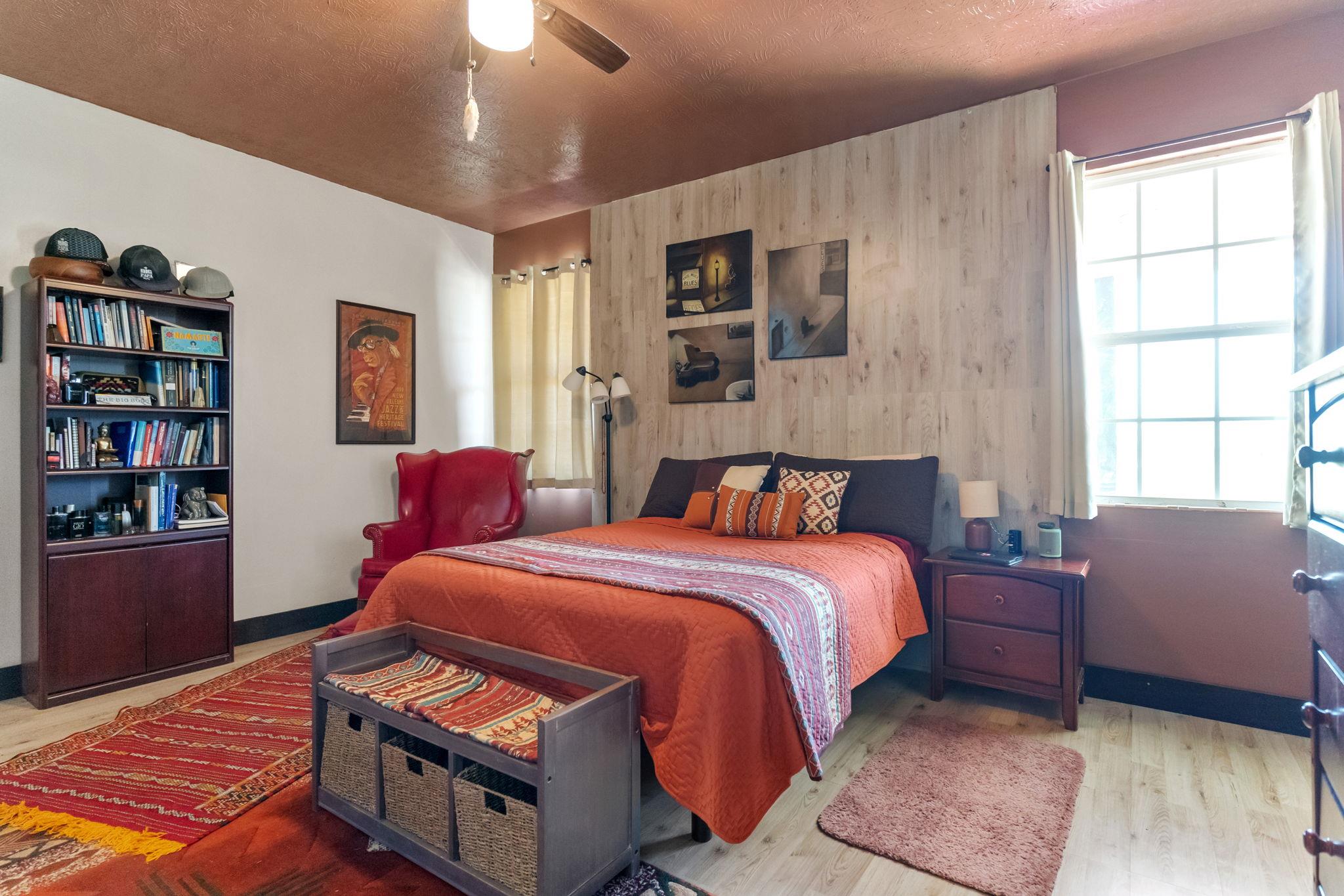 8034207 Property Photo 25