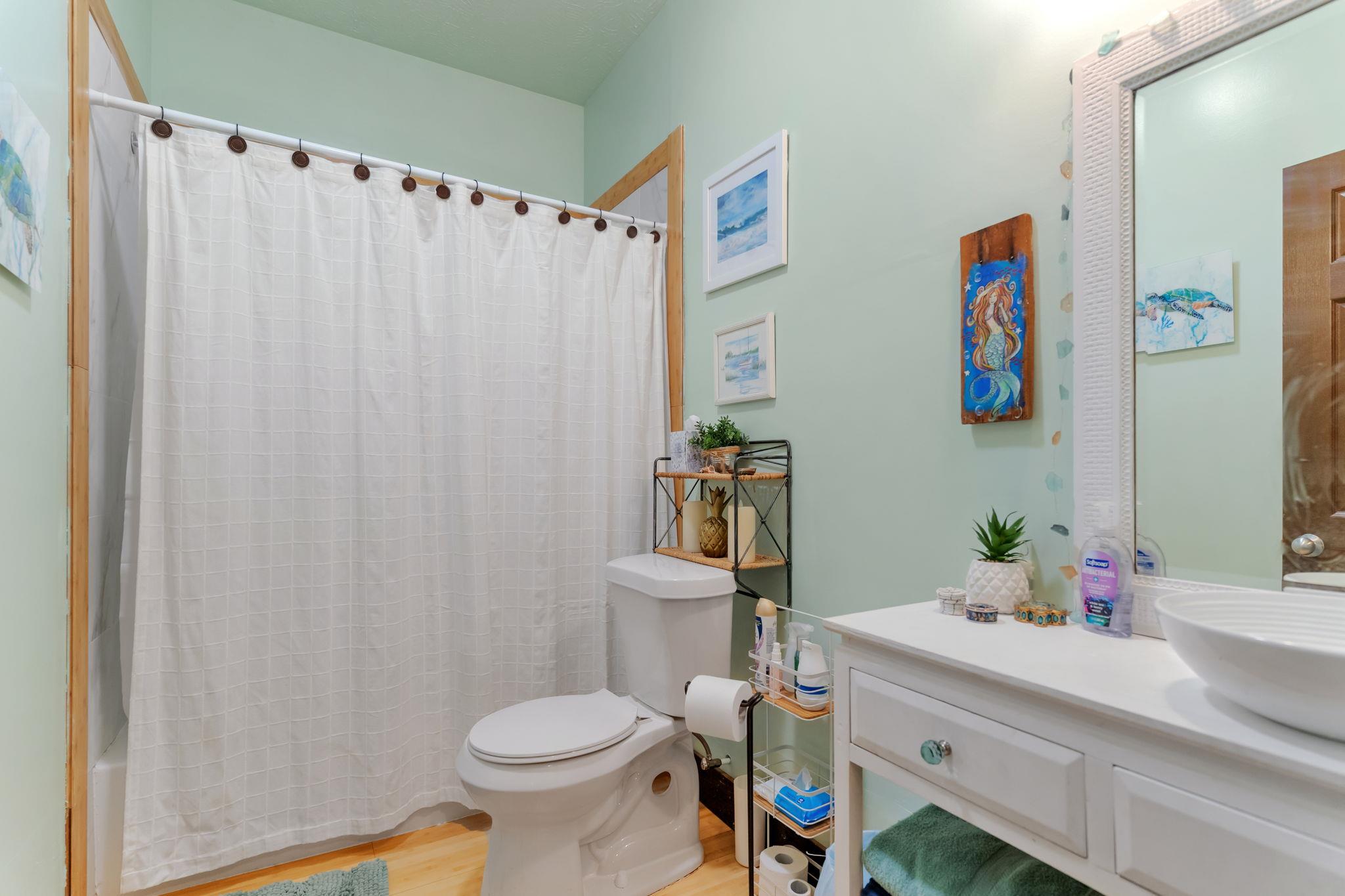 8034207 Property Photo 36