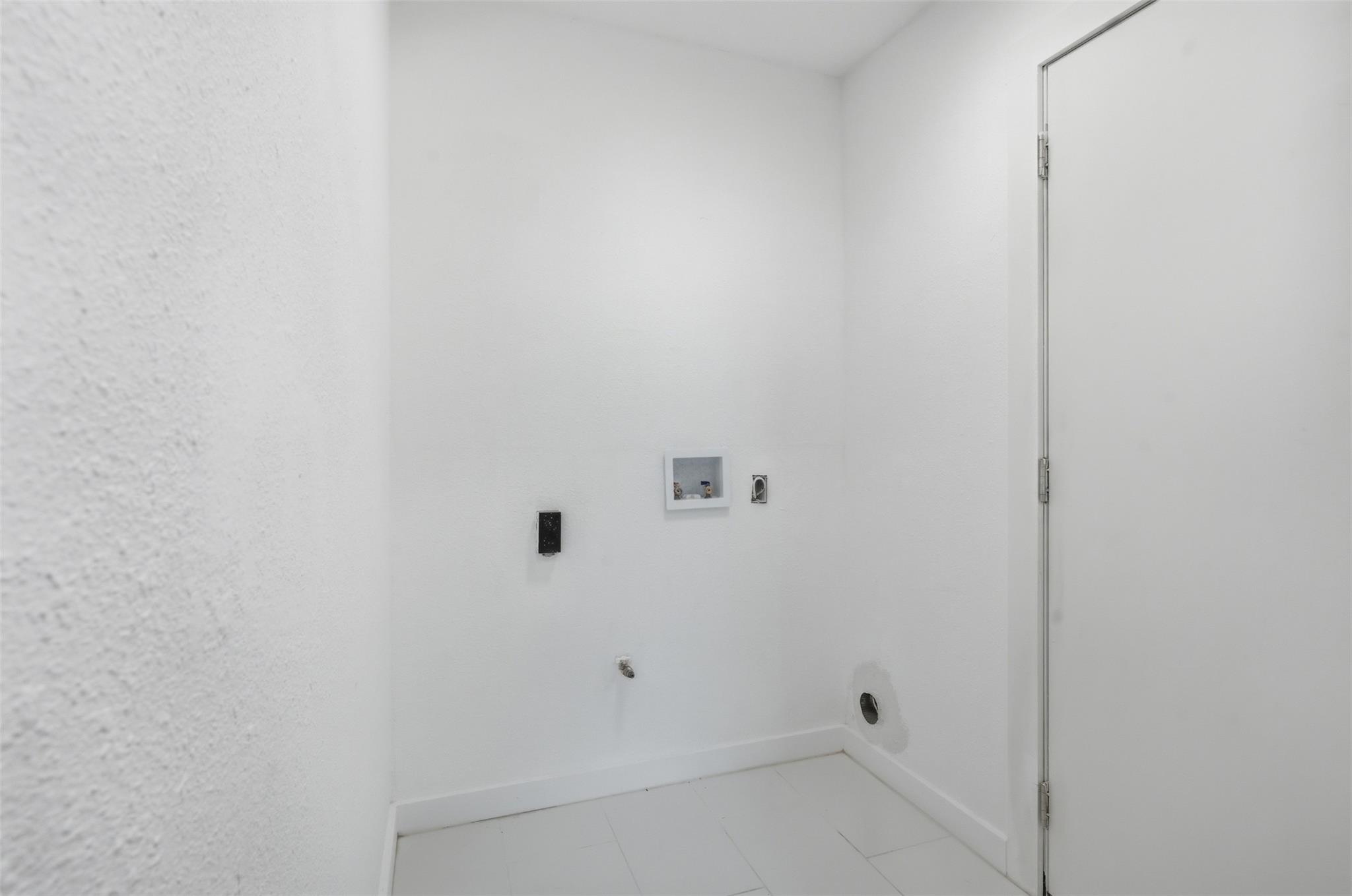 609 Magnolia St Property Photo 15