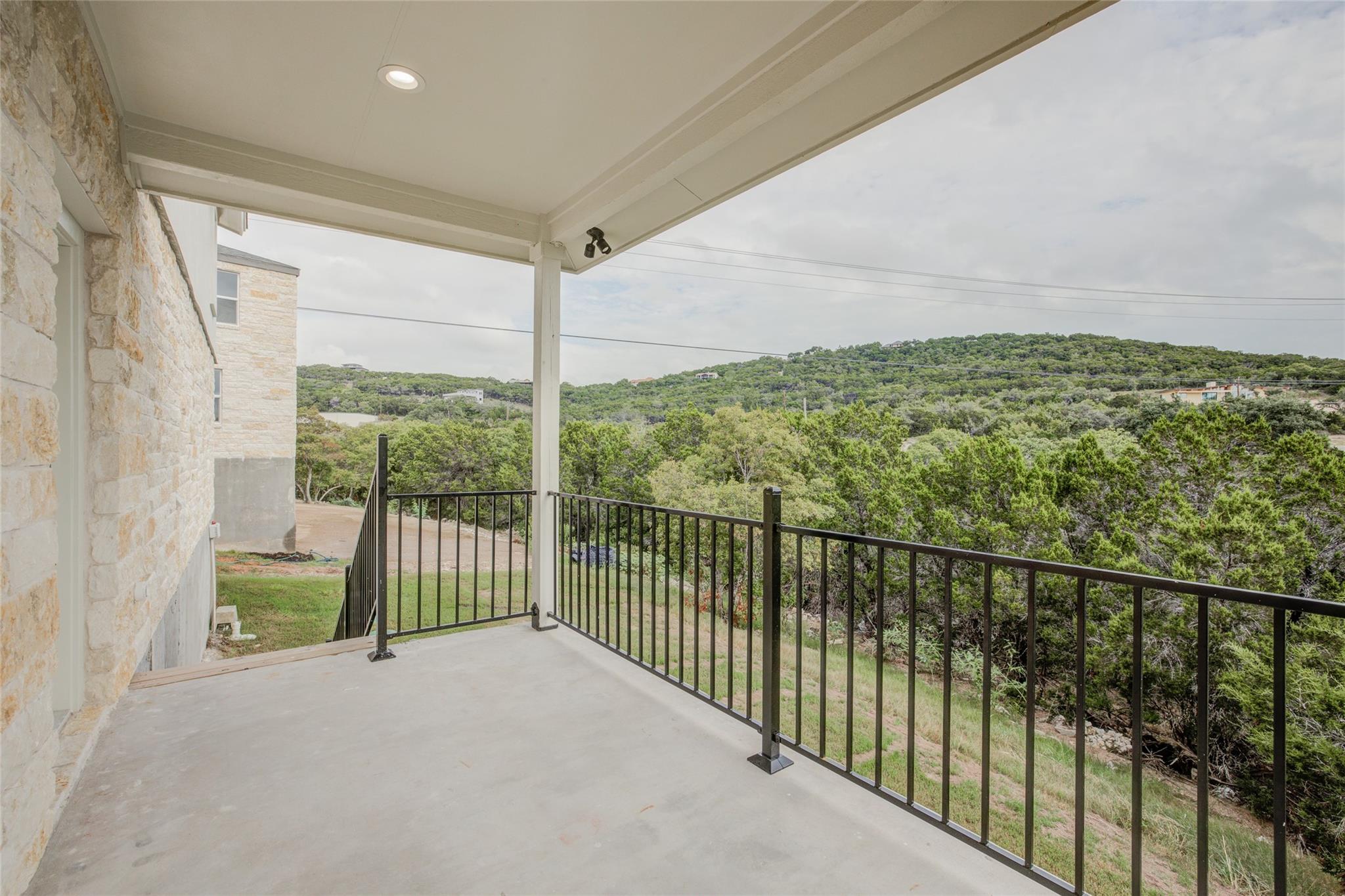 18414 Roundrock Rd Property Photo 25