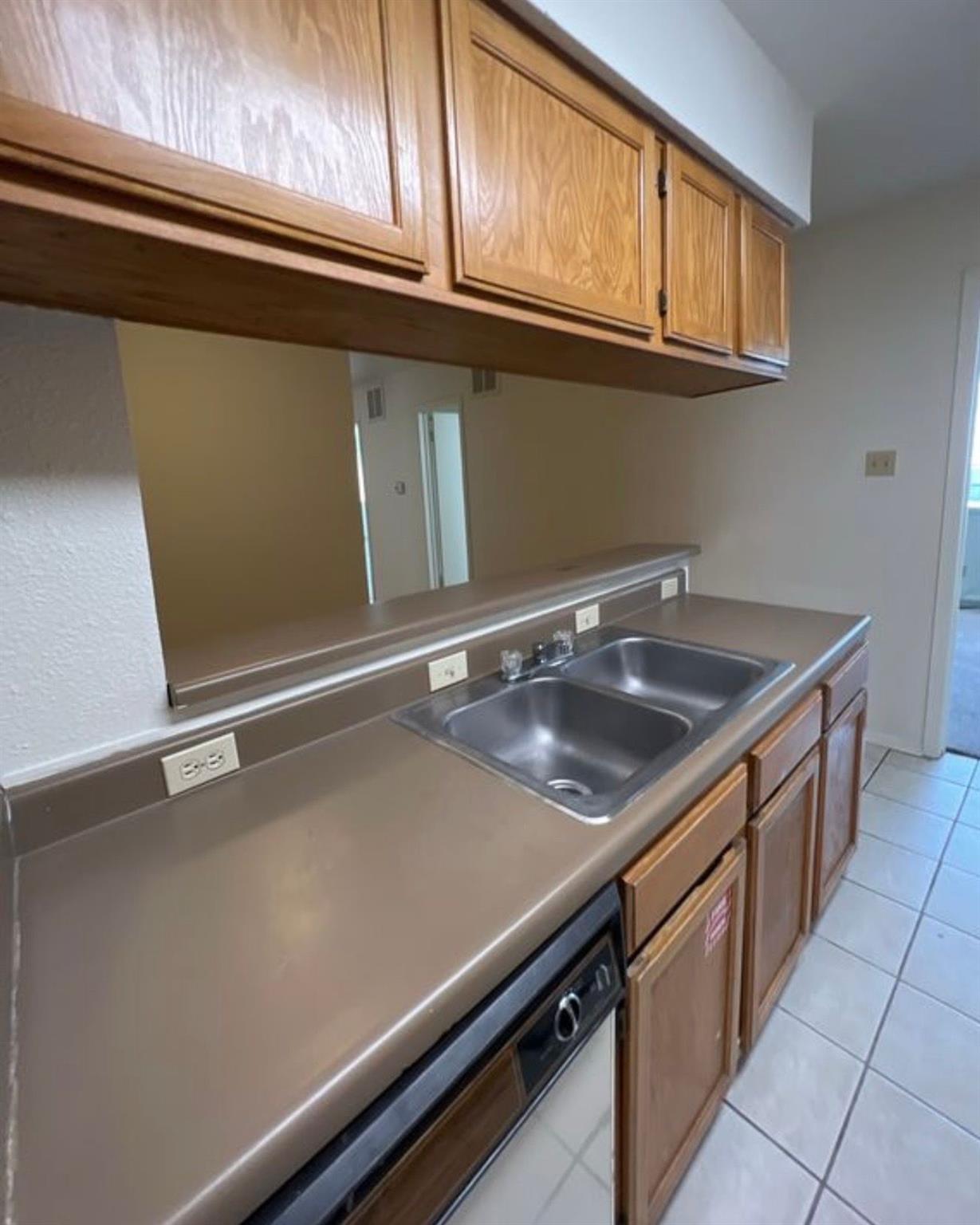 3115 Helms St #111 Property Photo 2
