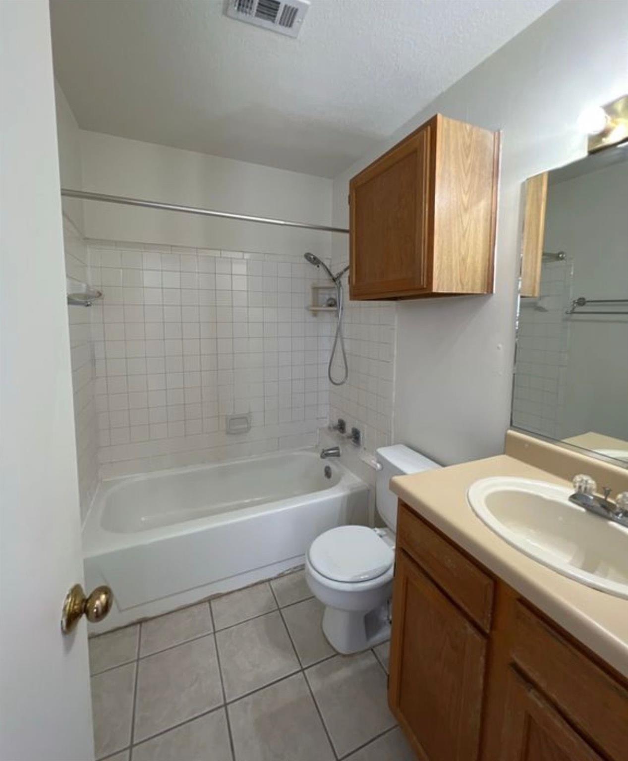 3115 Helms St #111 Property Photo 7