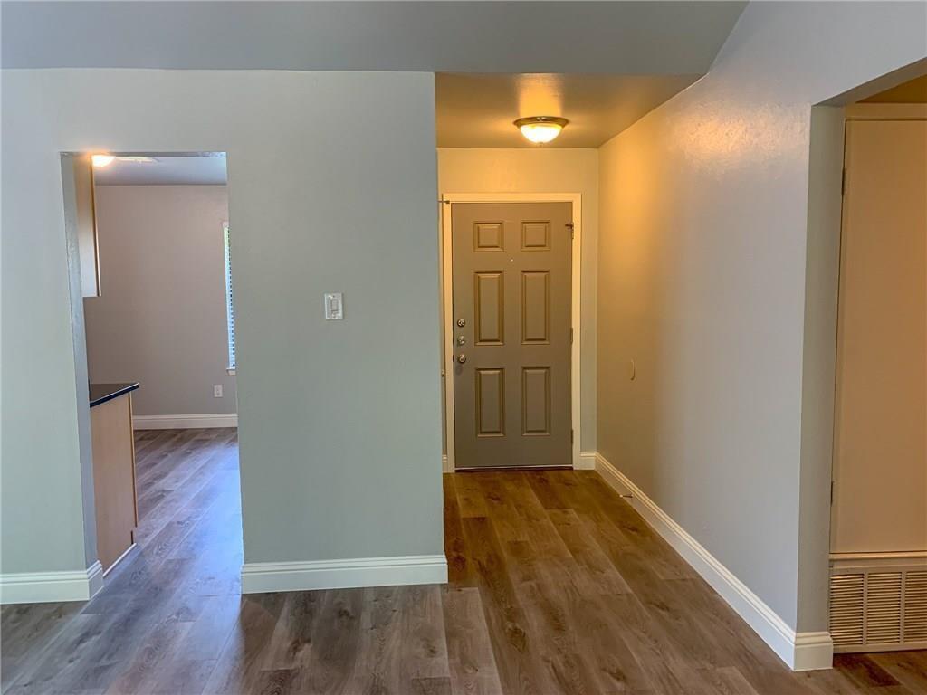 1604 Holstein Dr Property Photo 3