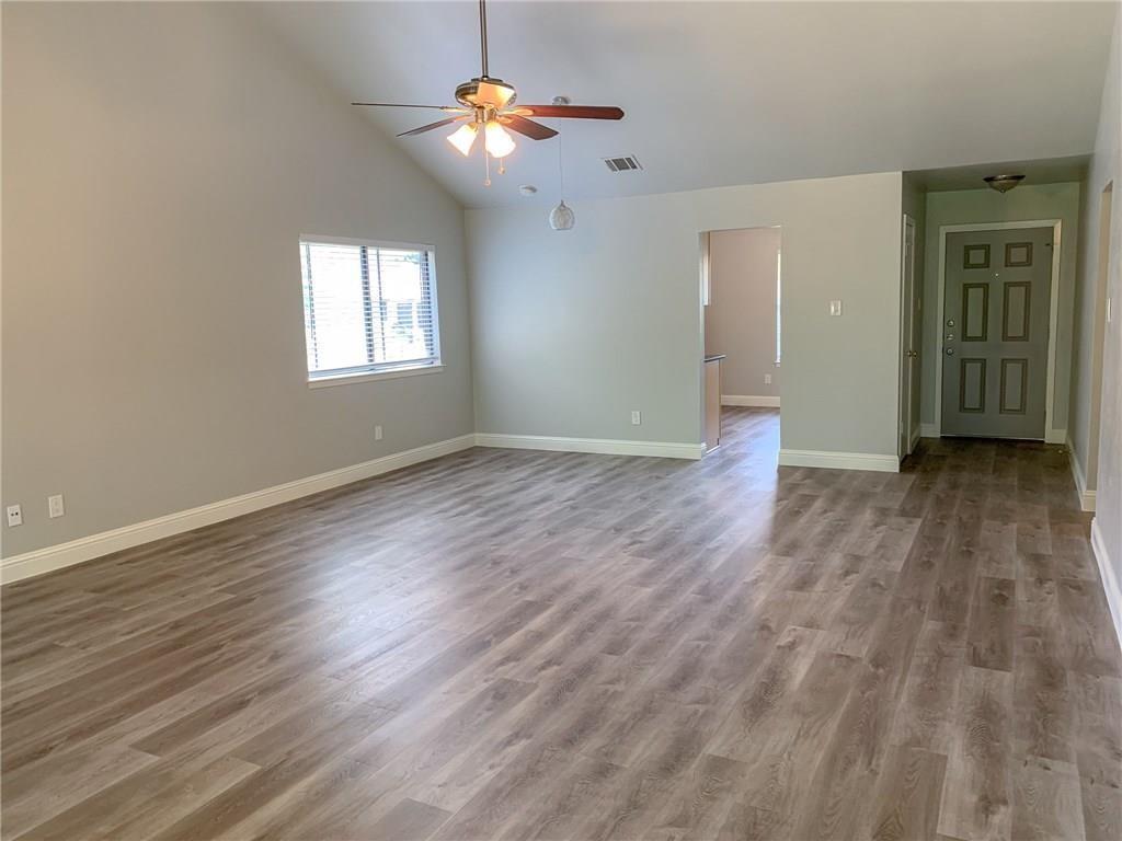 1604 Holstein Dr Property Photo 4
