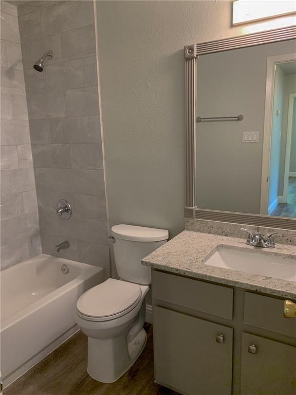 1604 Holstein Dr Property Photo 20