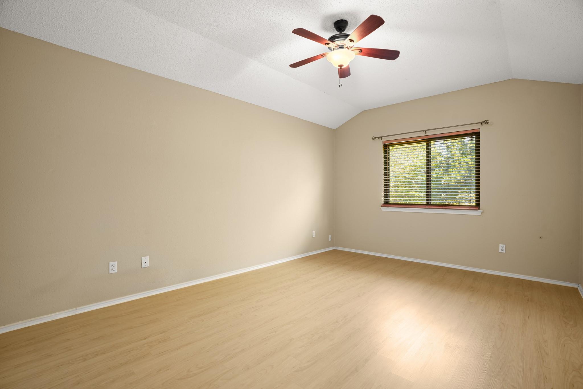 13026 Staton Dr Property Photo 9