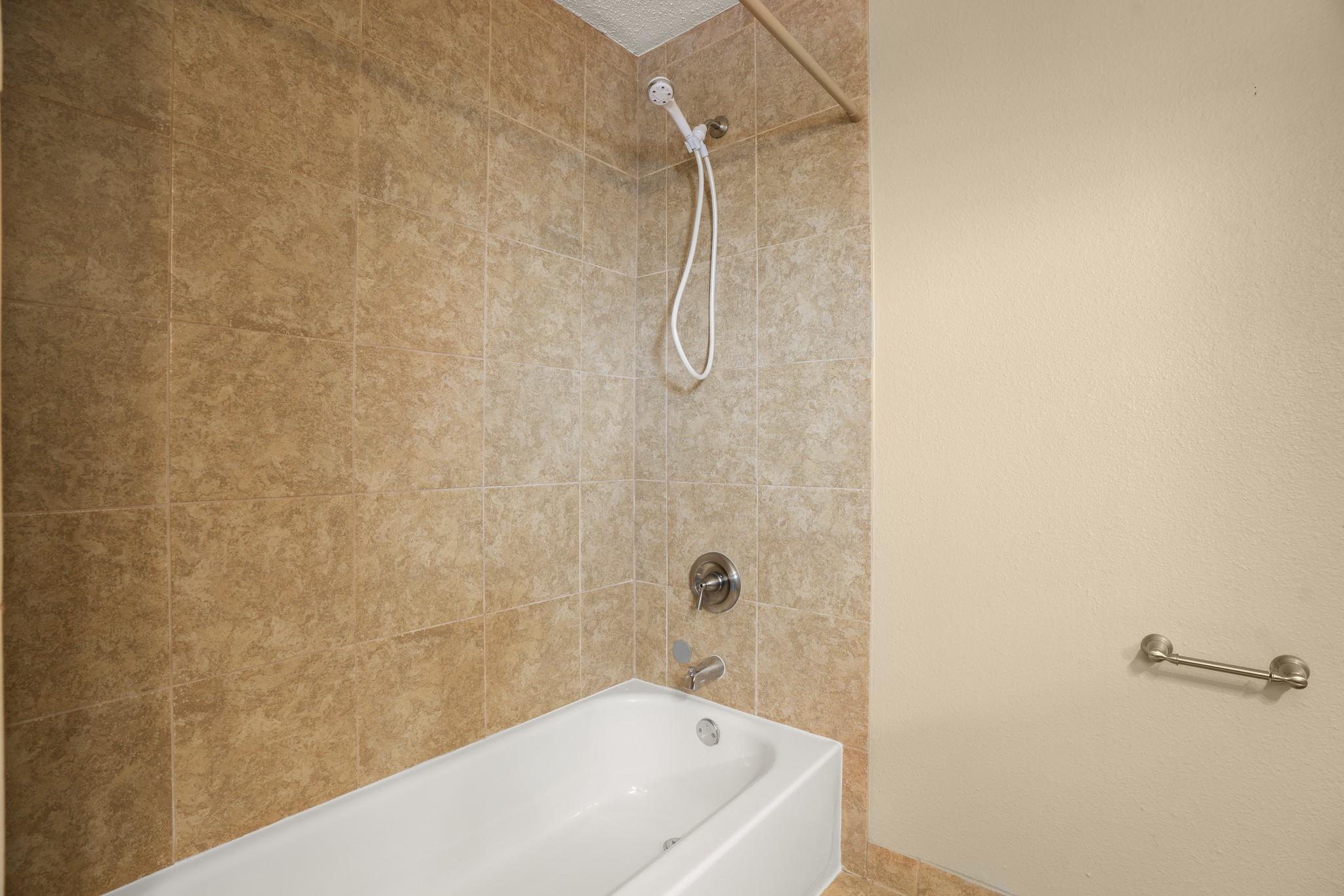 13026 Staton Dr Property Photo 11