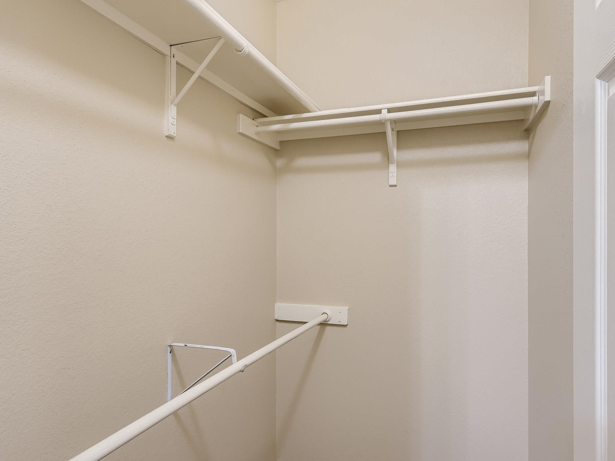 2858 Southampton Way #a Property Photo 19
