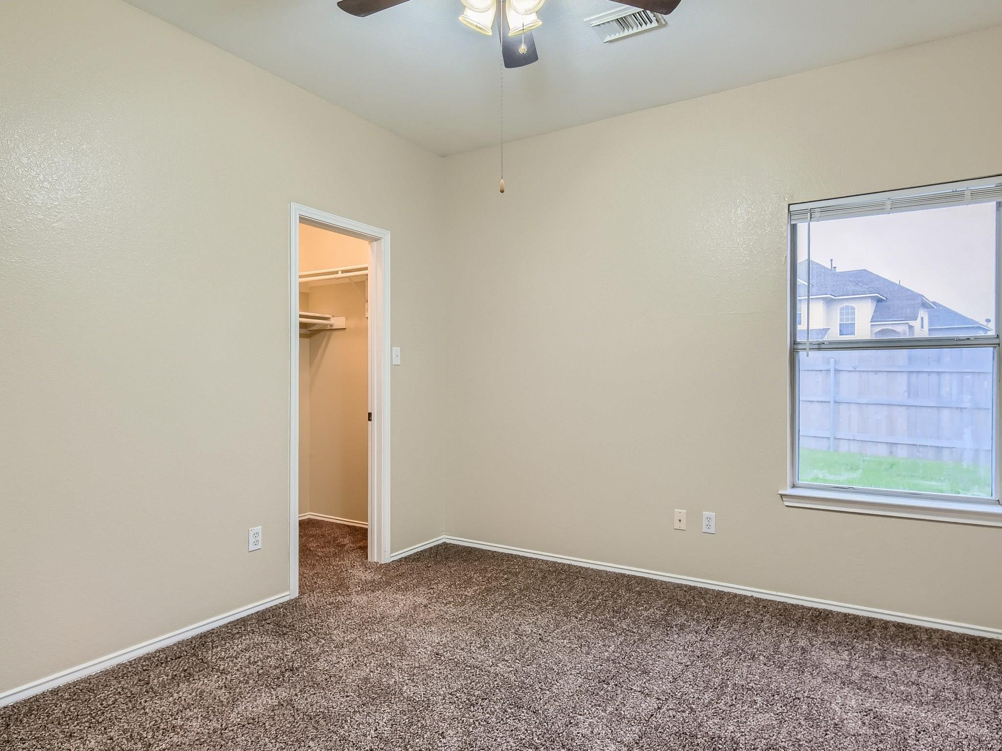 2858 Southampton Way #a Property Photo 20