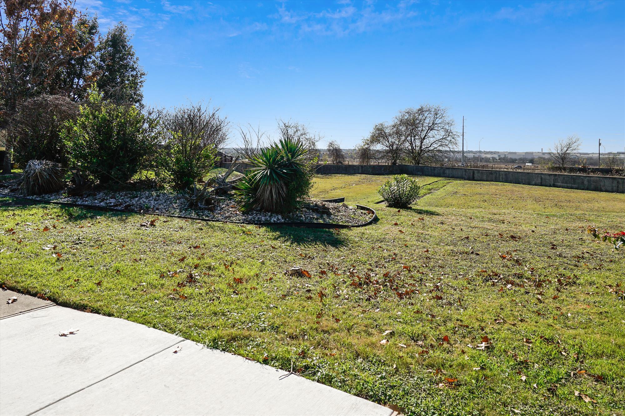 2858 Southampton Way #a Property Photo 28
