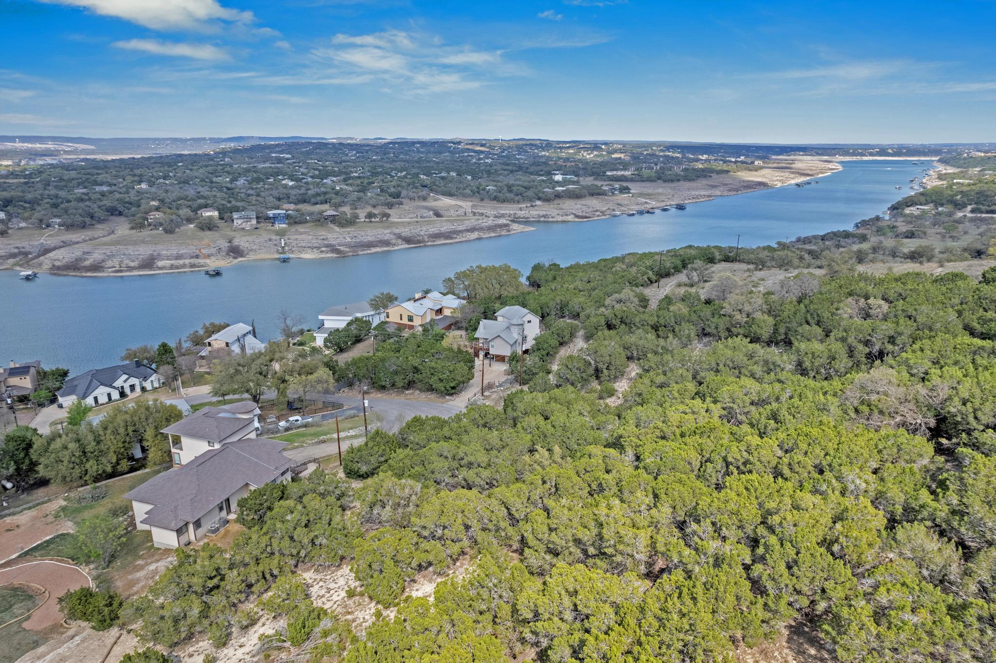 21802 Briarcliff Dr Property Photo 12