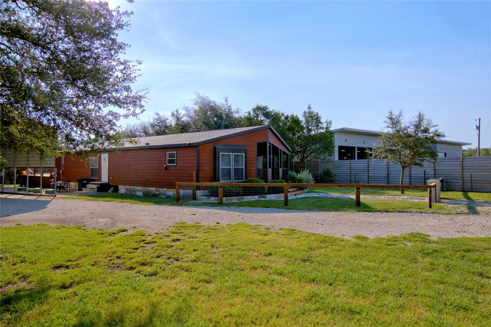 631 County Road 270 None Property Photo 4