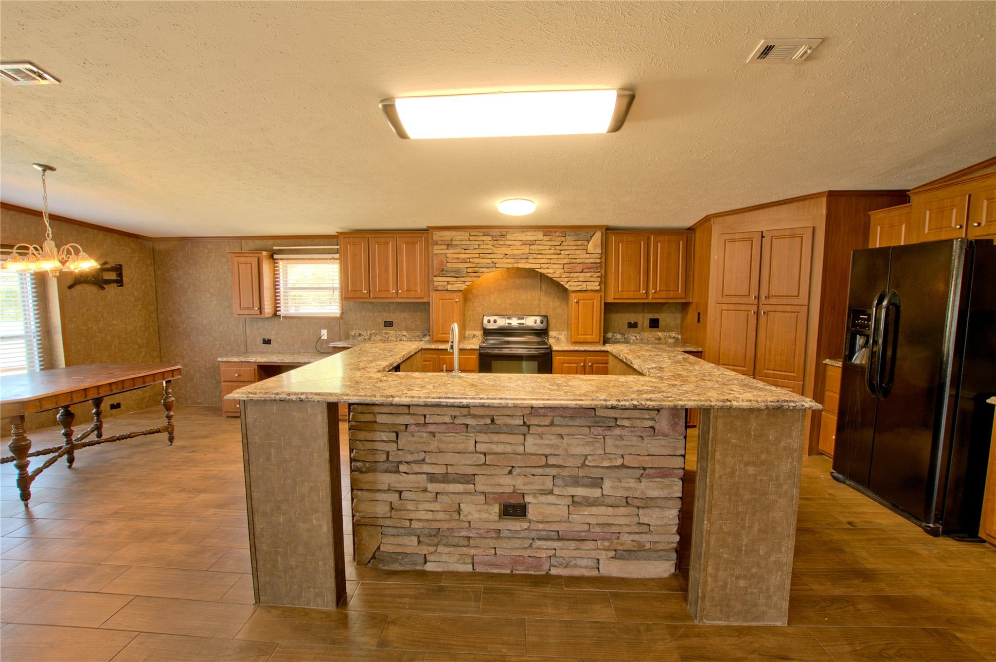 631 County Road 270 None Property Photo 9