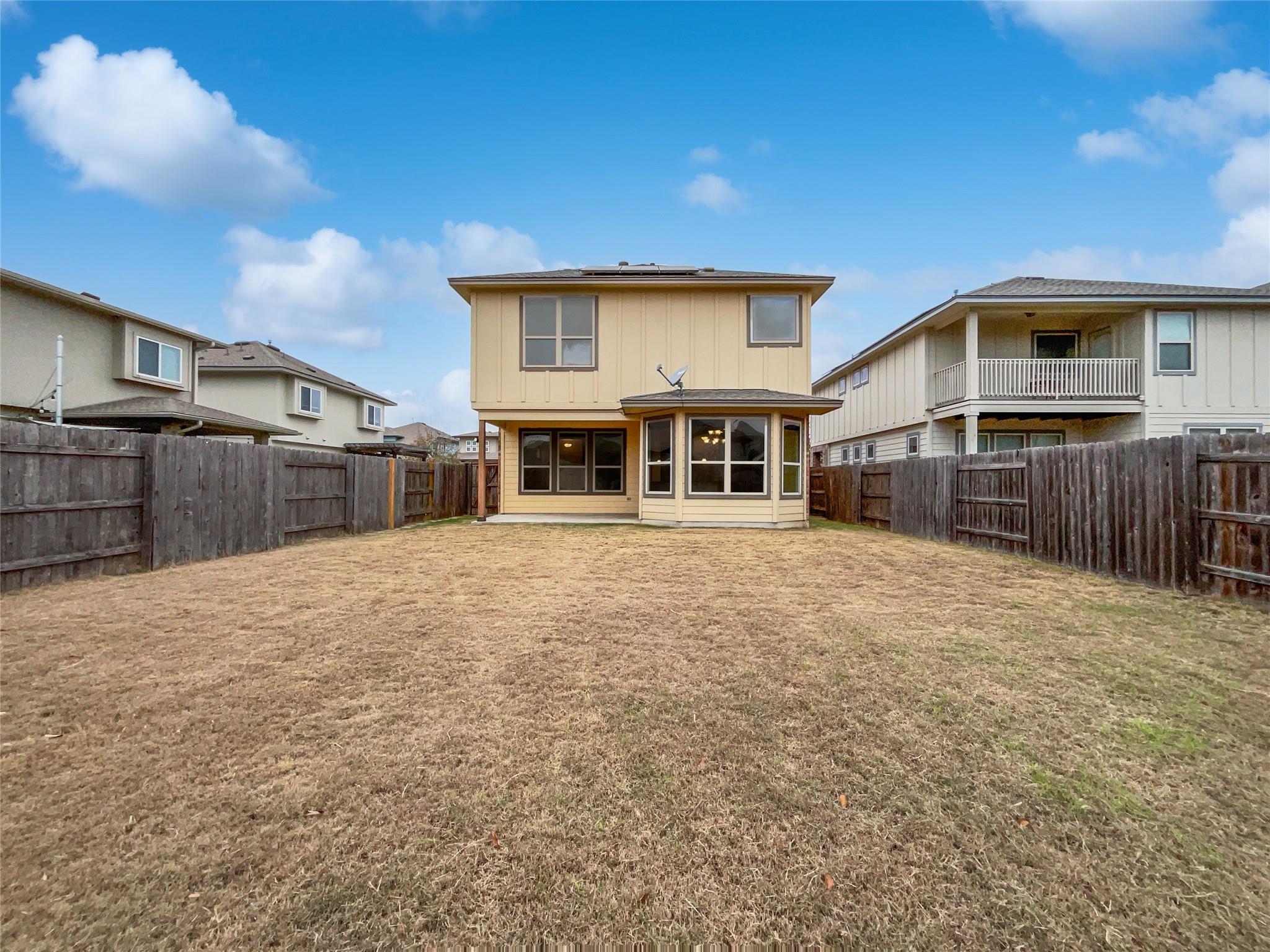 5405 Daimler Dr Property Photo 8