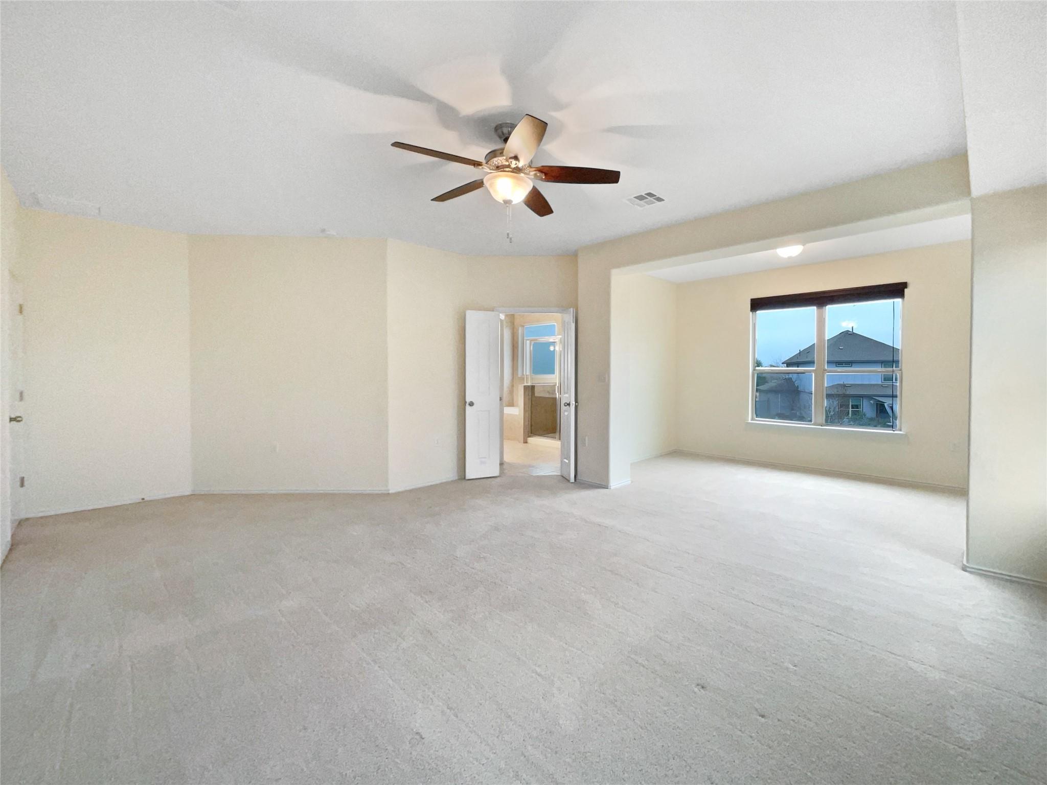 5405 Daimler Dr Property Photo 28
