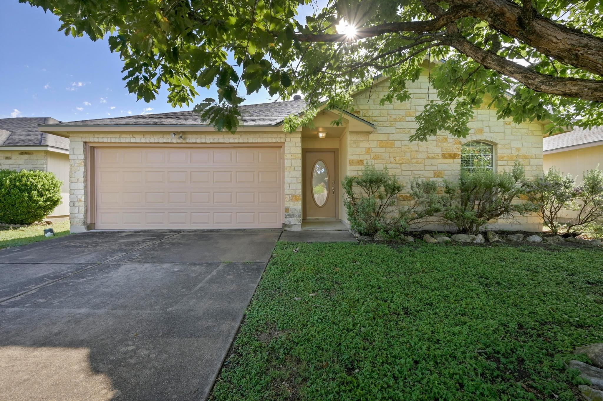 308 Copper Ln Property Photo 1