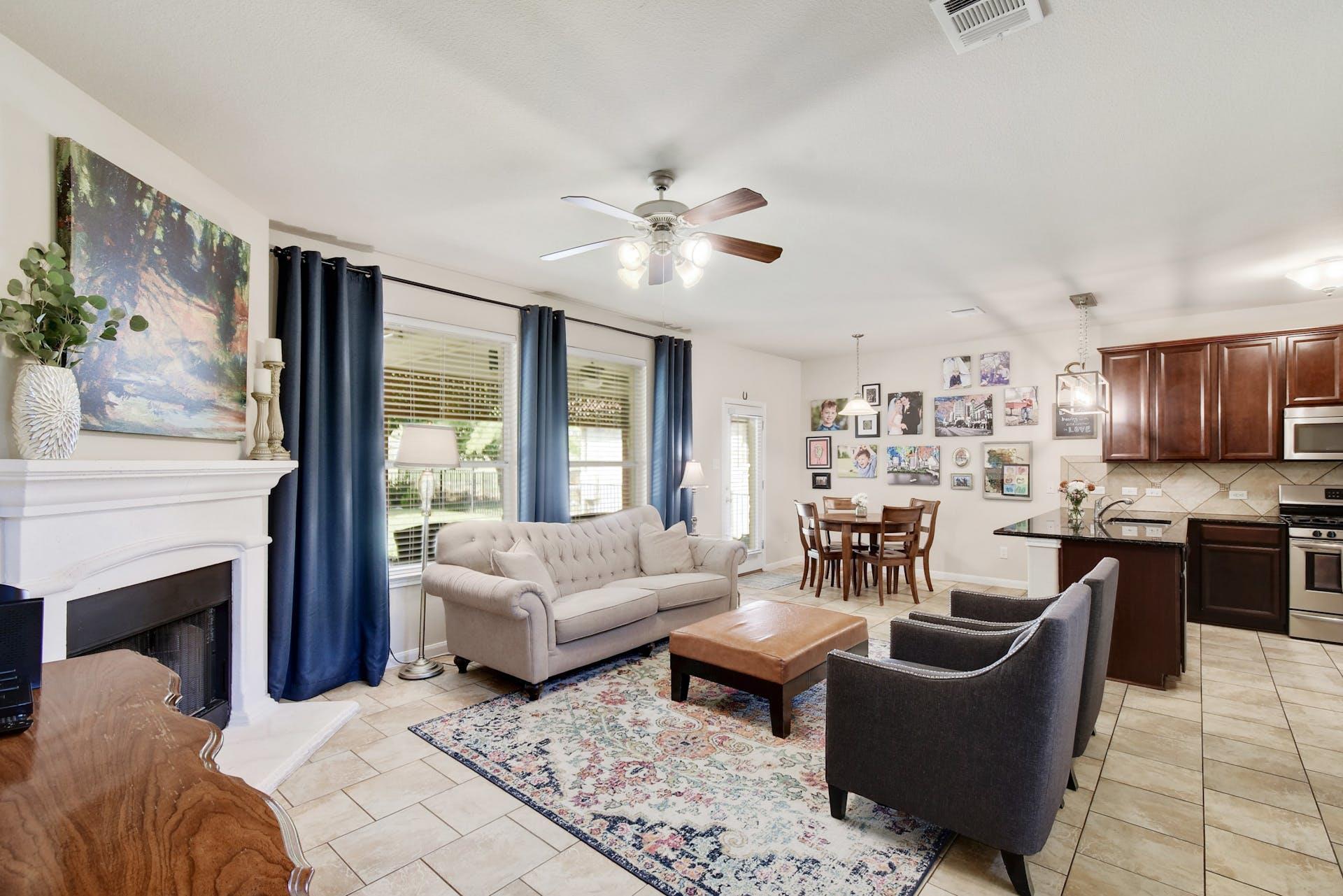 Lake Travis Real Estate Listings Main Image