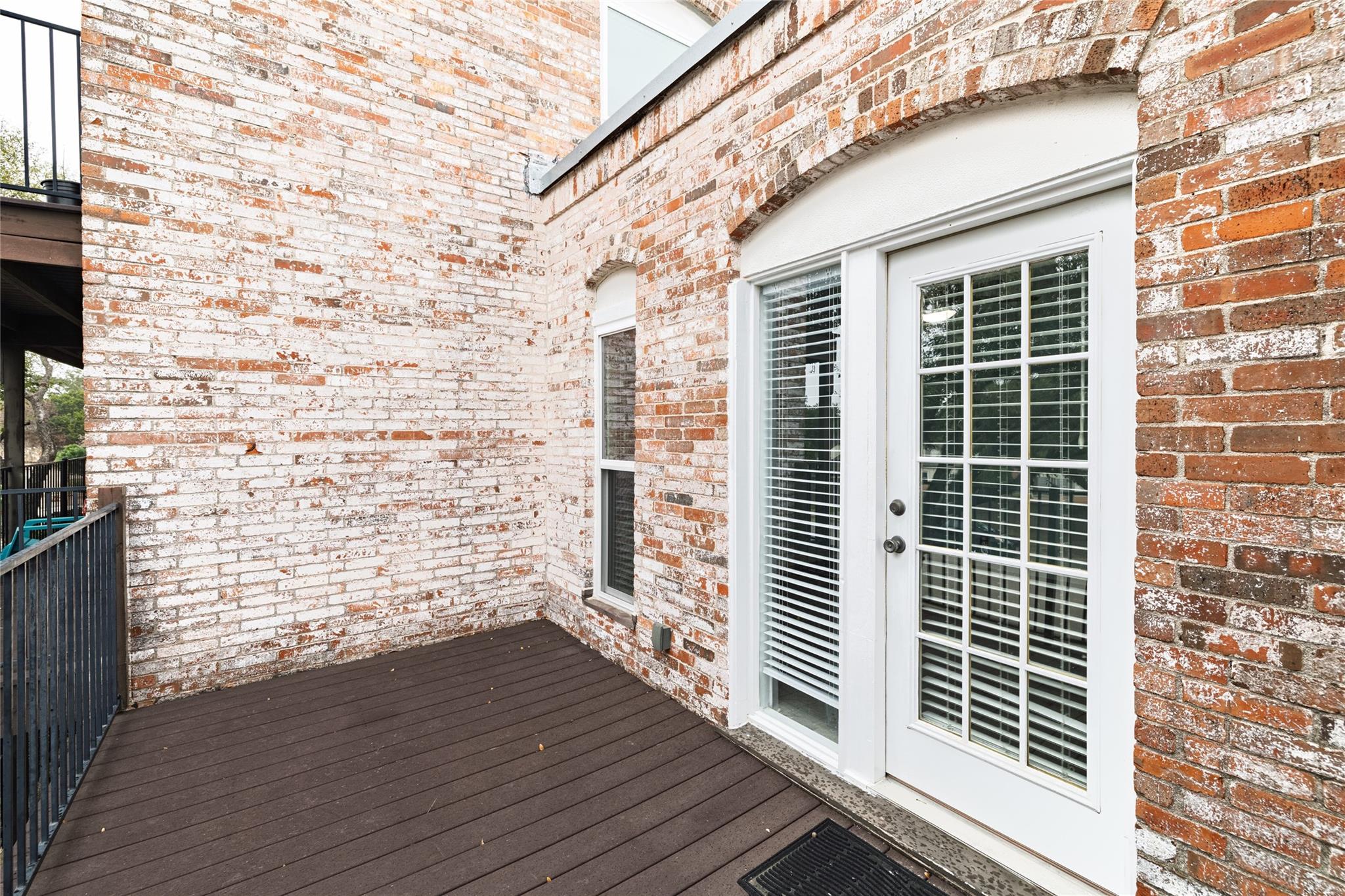 6501 E Hill Dr 102 Property Photo 13