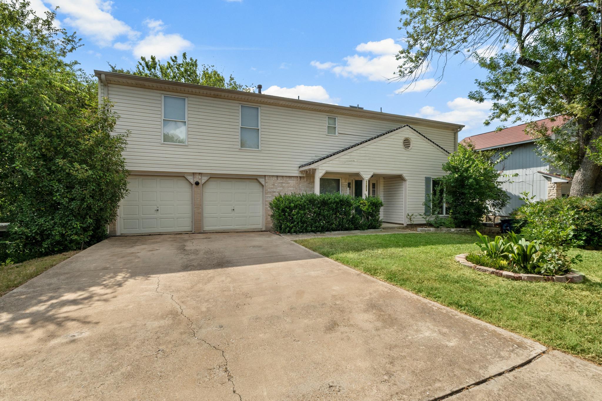 11809 Eubank Dr Property Photo 2