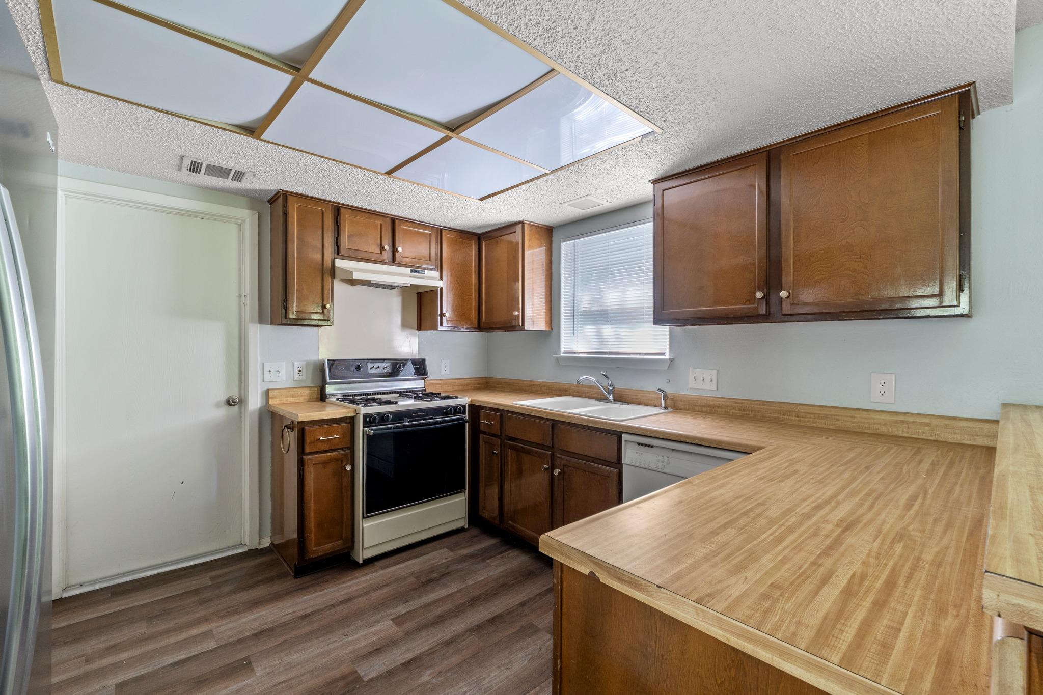 11809 Eubank Dr Property Photo 10