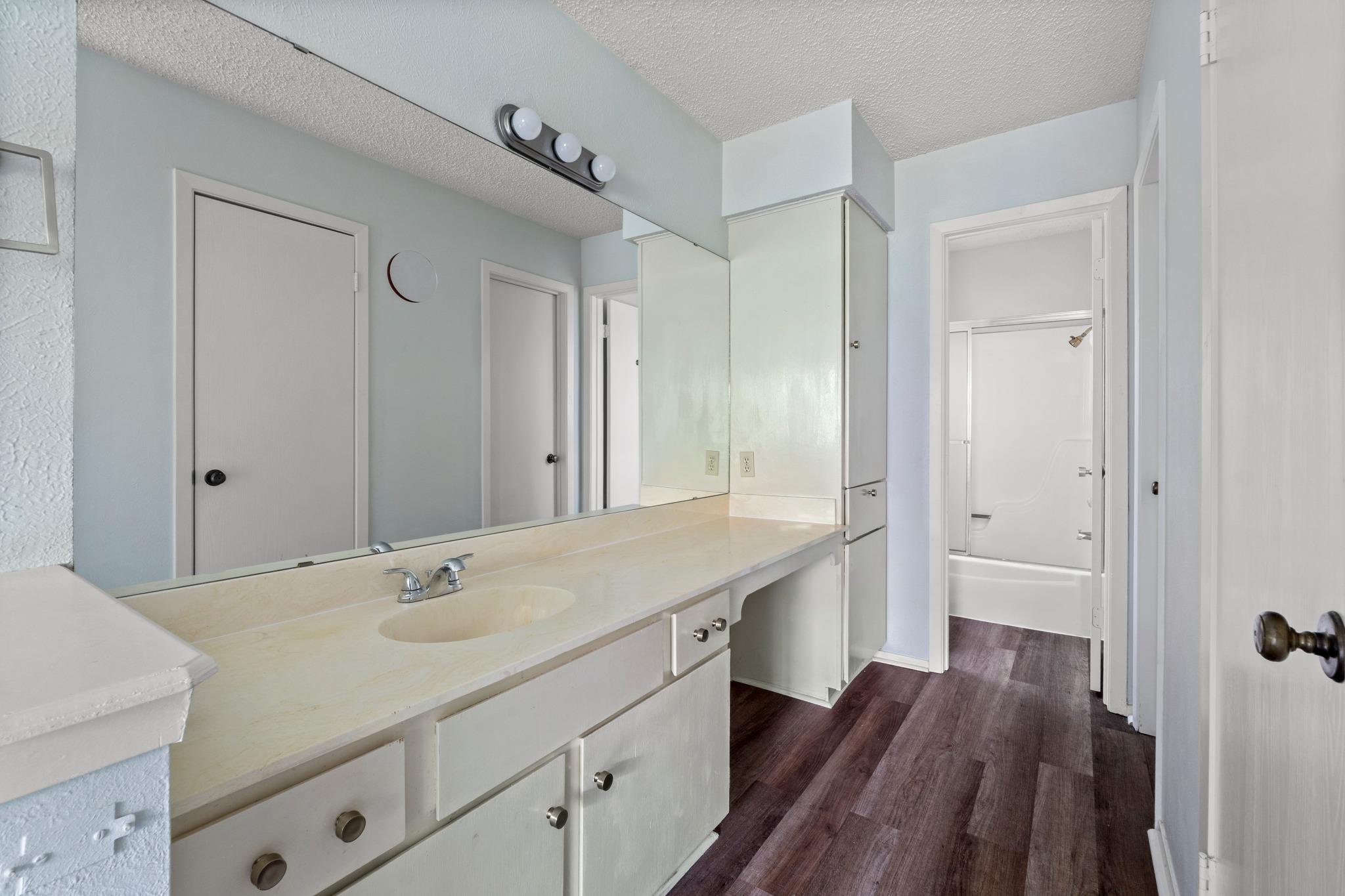11809 Eubank Dr Property Photo 18