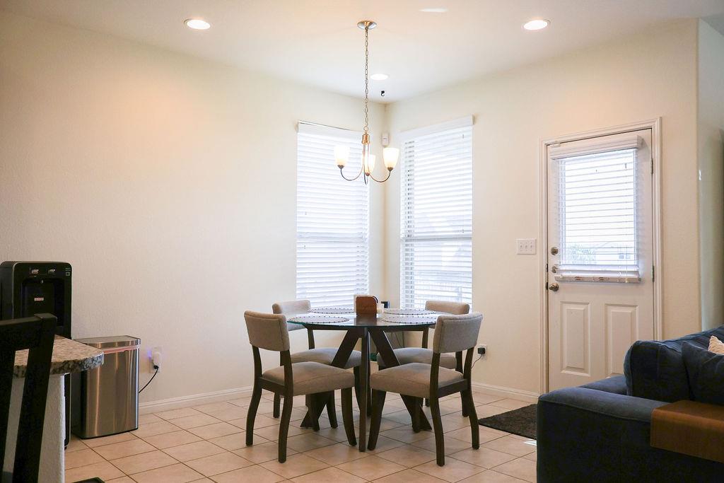 13413 Larrys Ln Property Photo 11