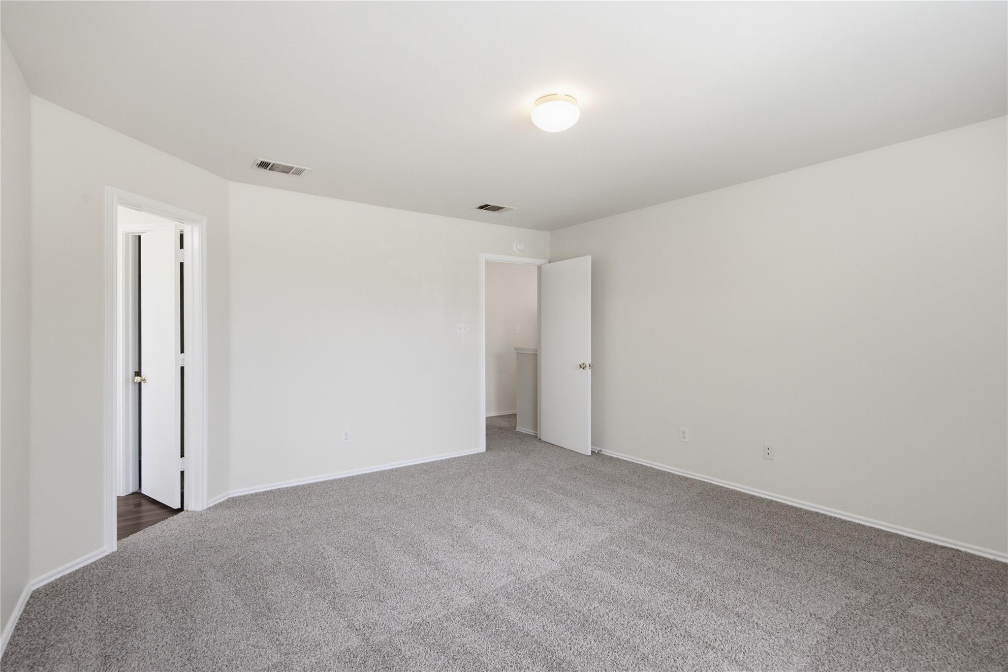 18120 Topsail St Property Photo 22