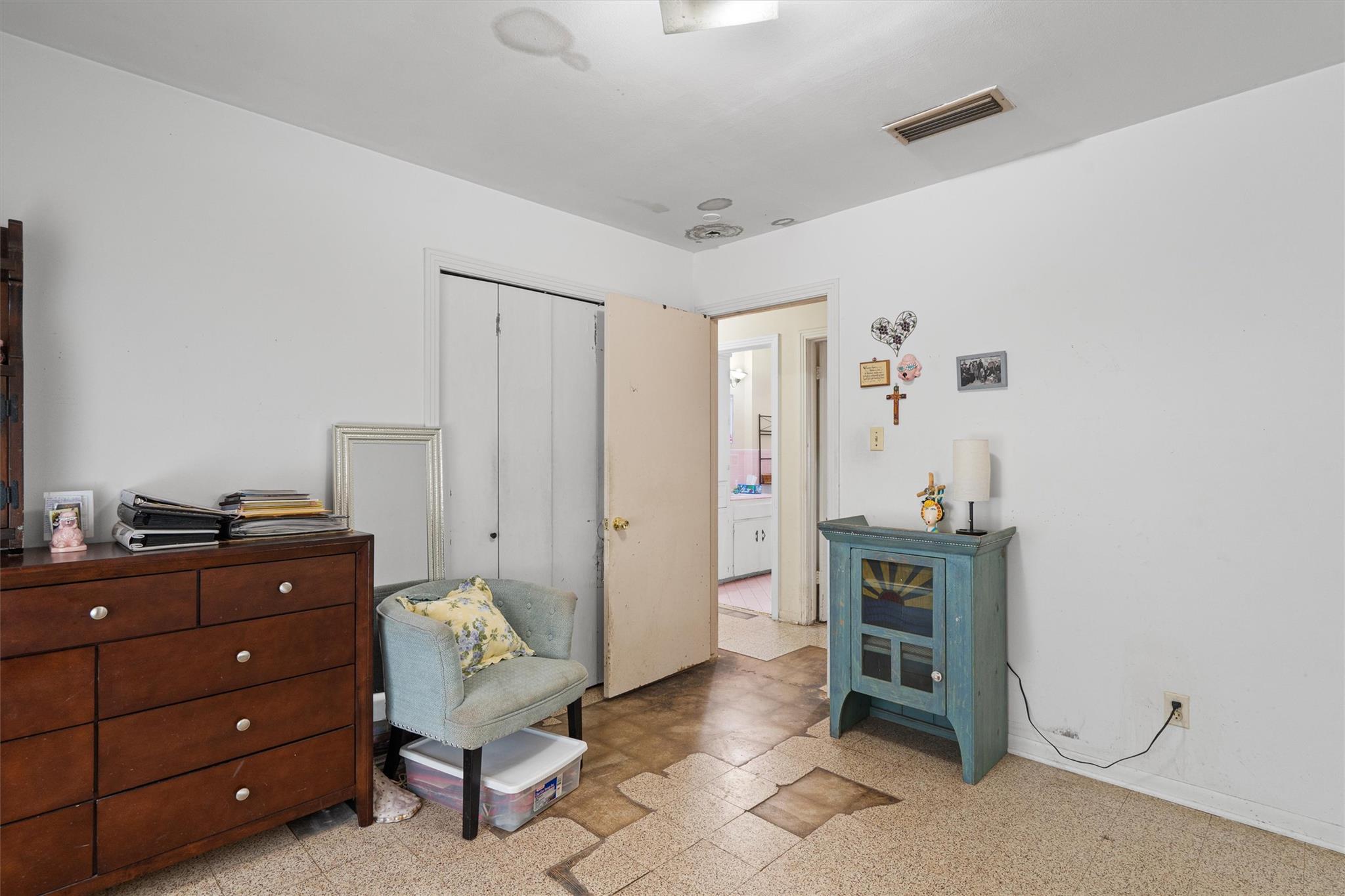 201 Cinderella Dr Property Photo 15