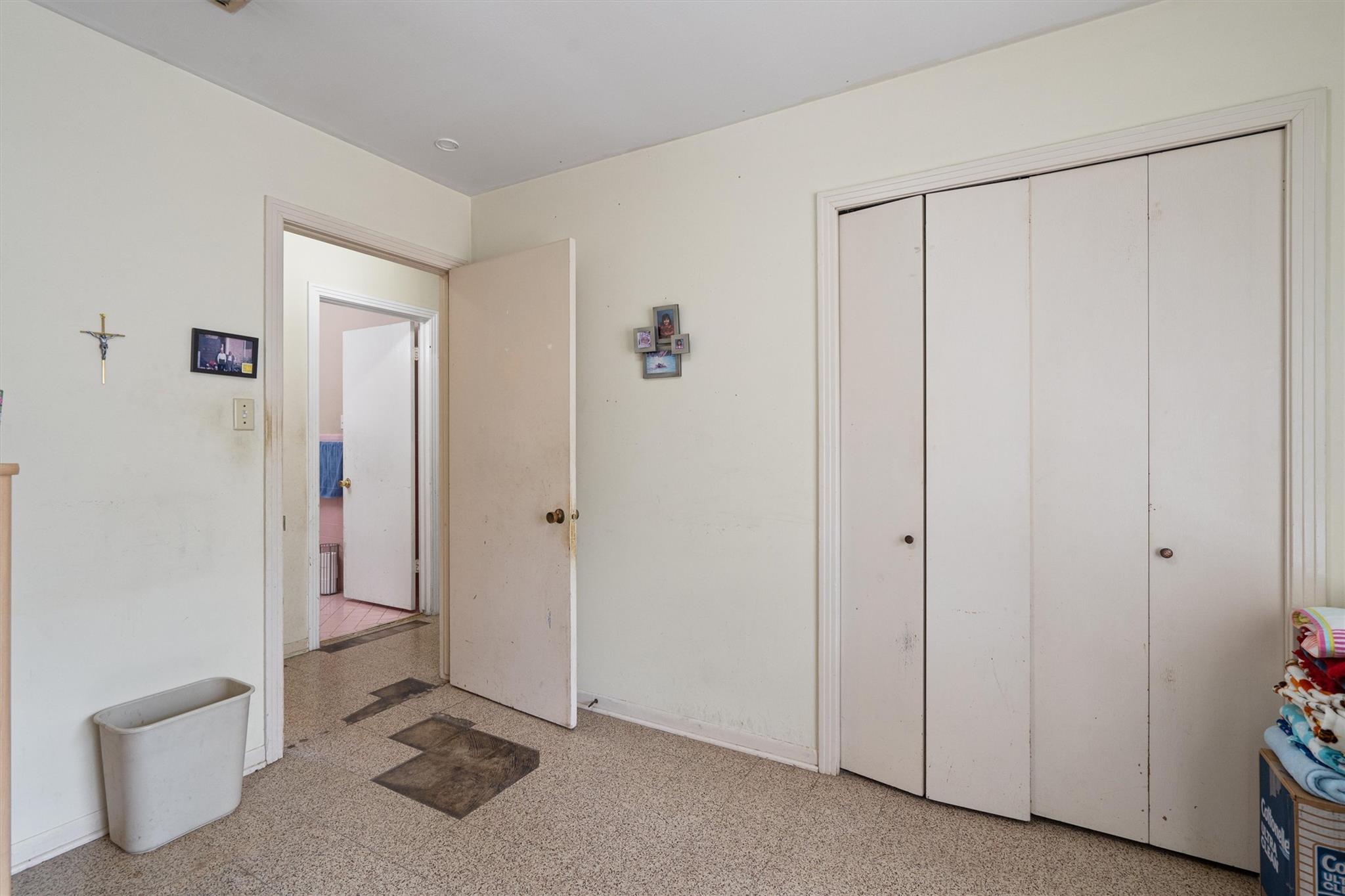 201 Cinderella Dr Property Photo 17